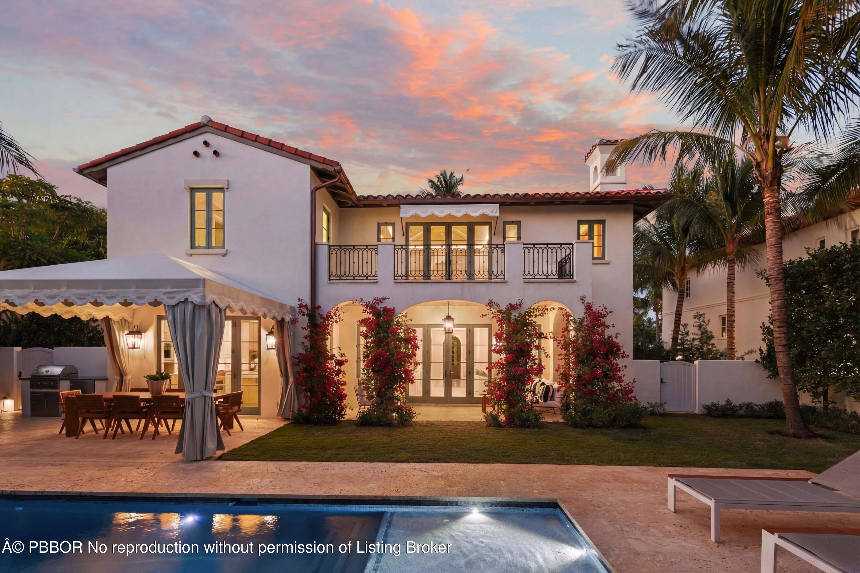 350 Seabreeze Avenue