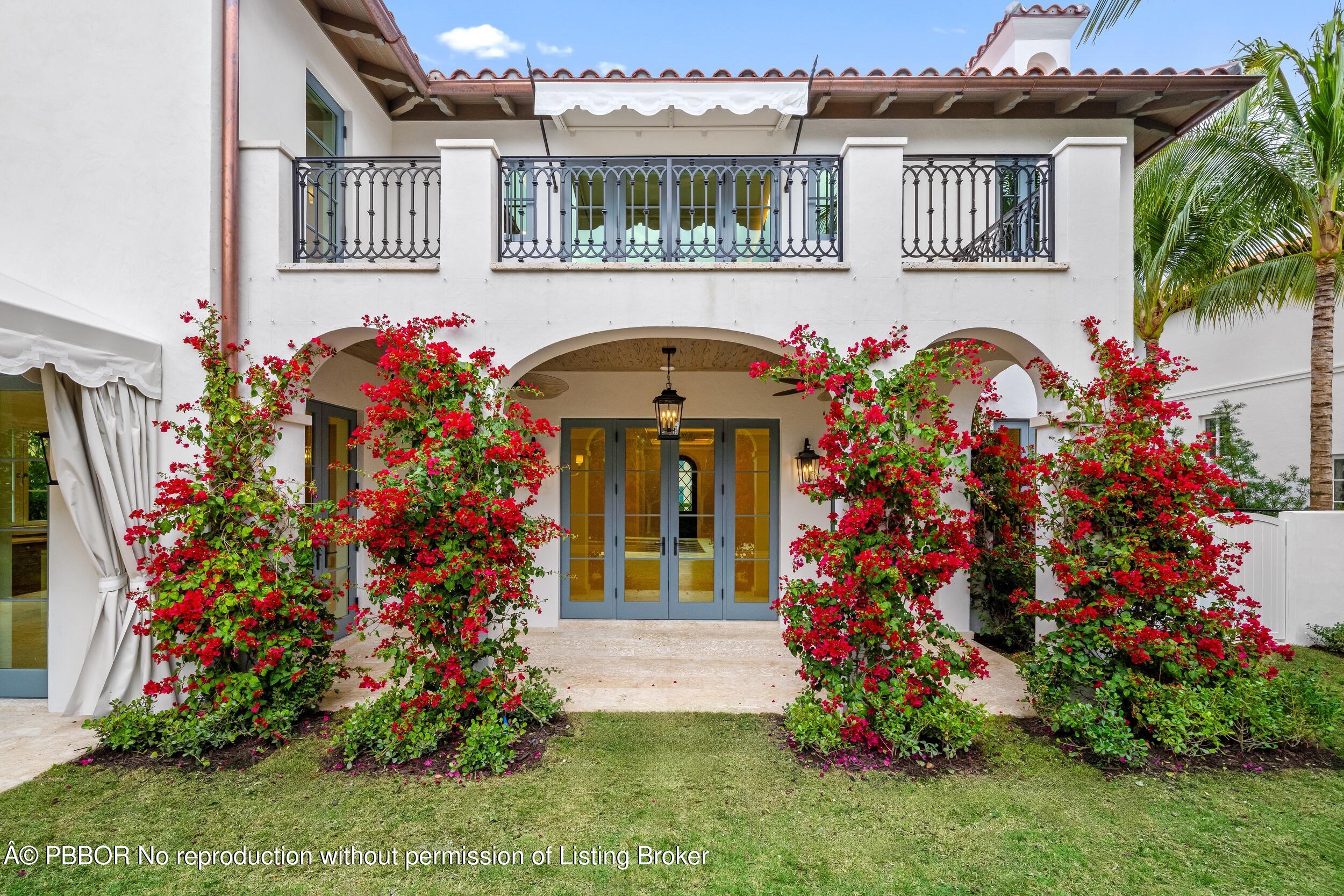 350 Seabreeze Avenue