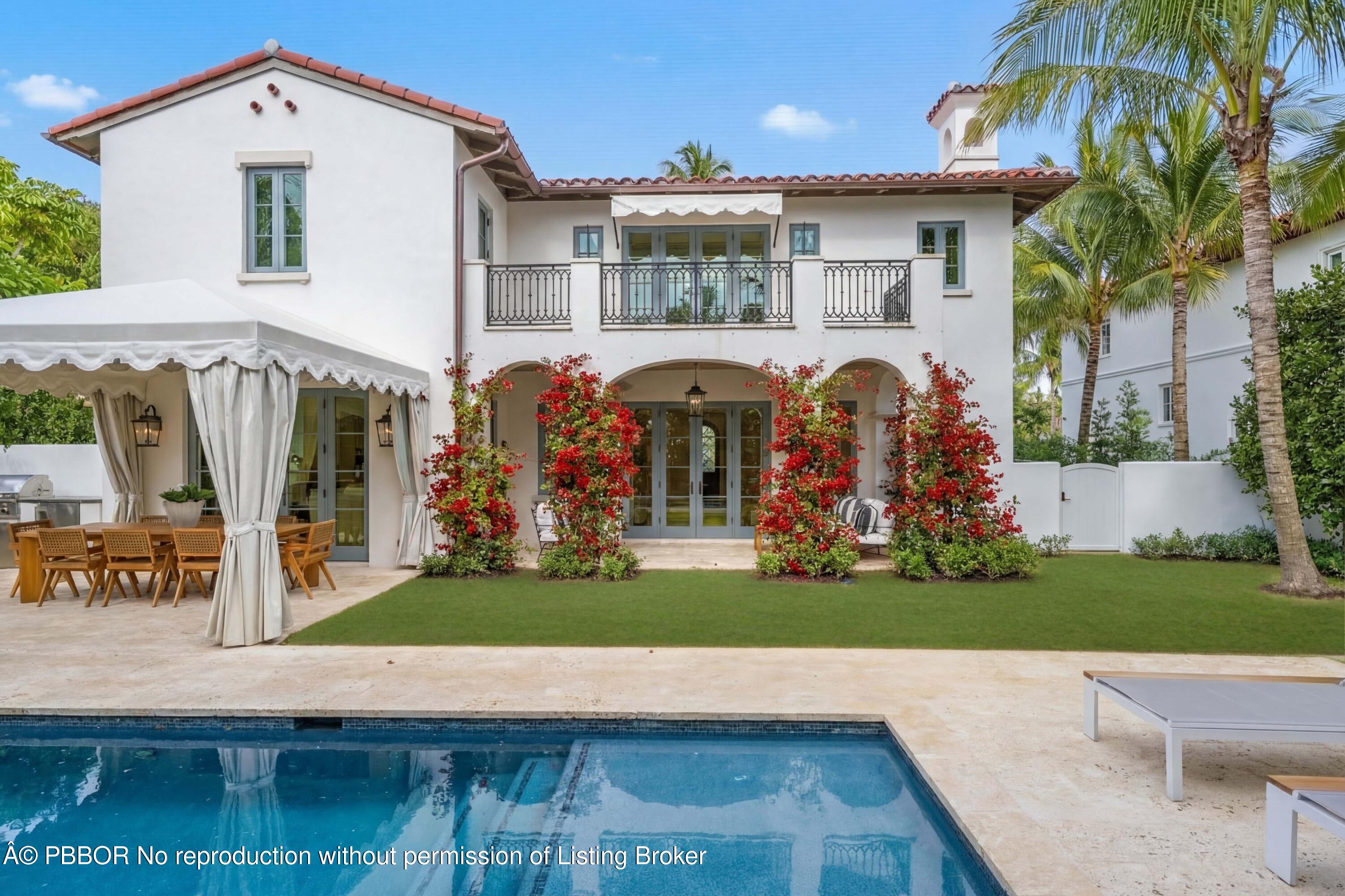 350 Seabreeze Avenue