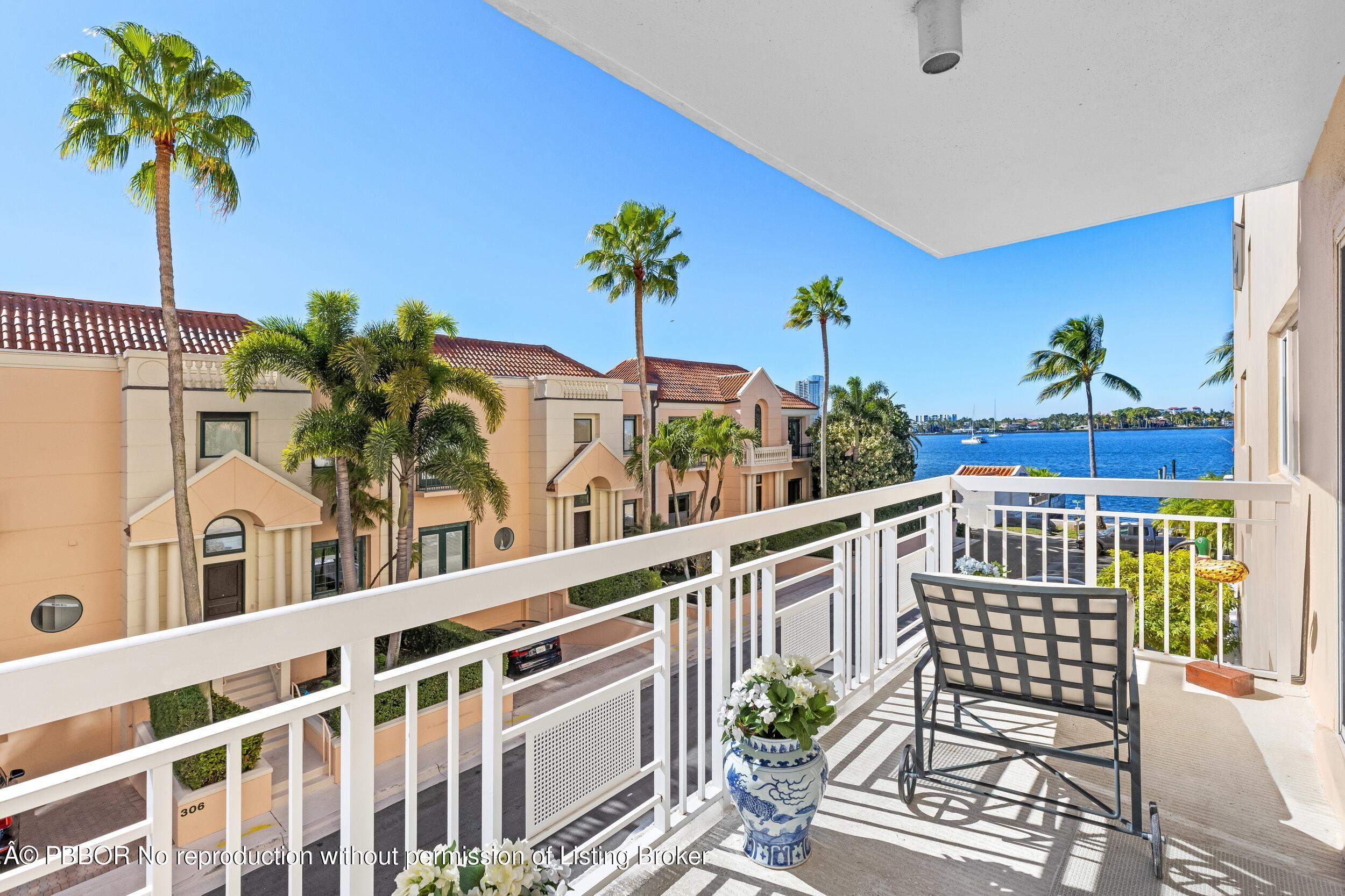 250 Bradley Place 309