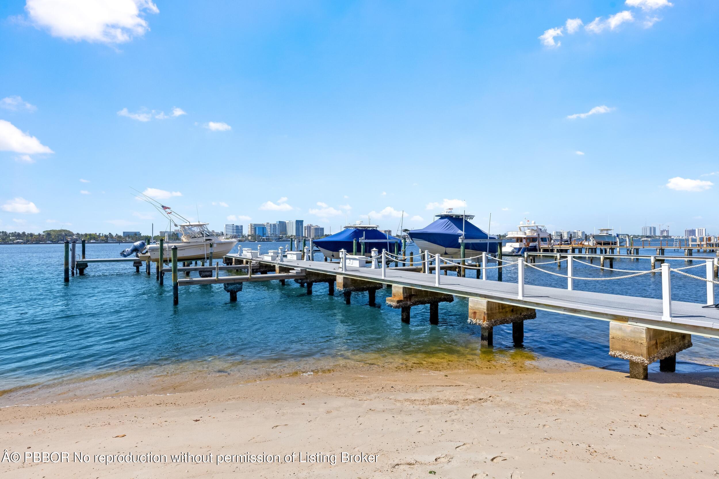 250 Bradley Place 309