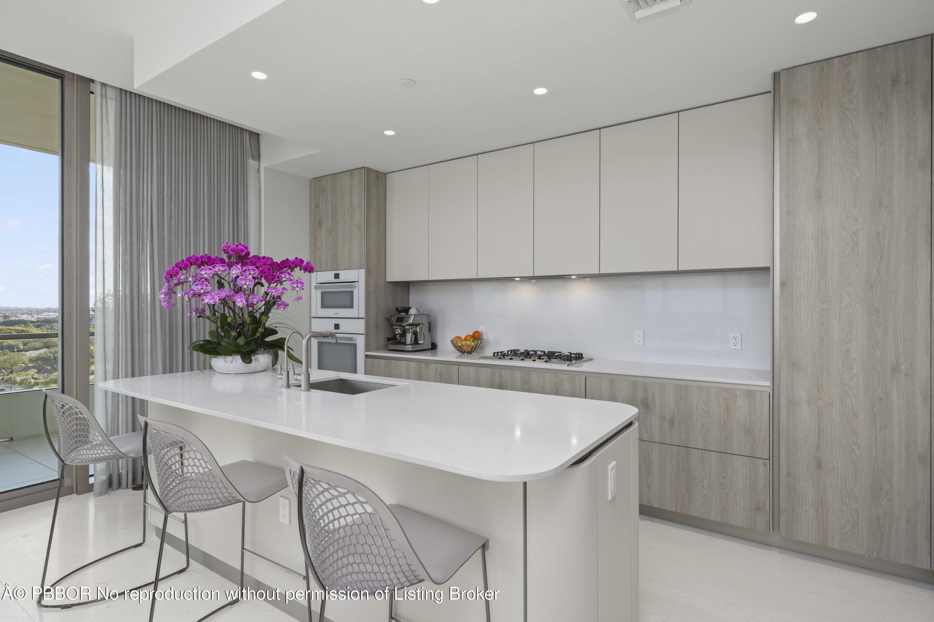 200 Arkona Court 1002