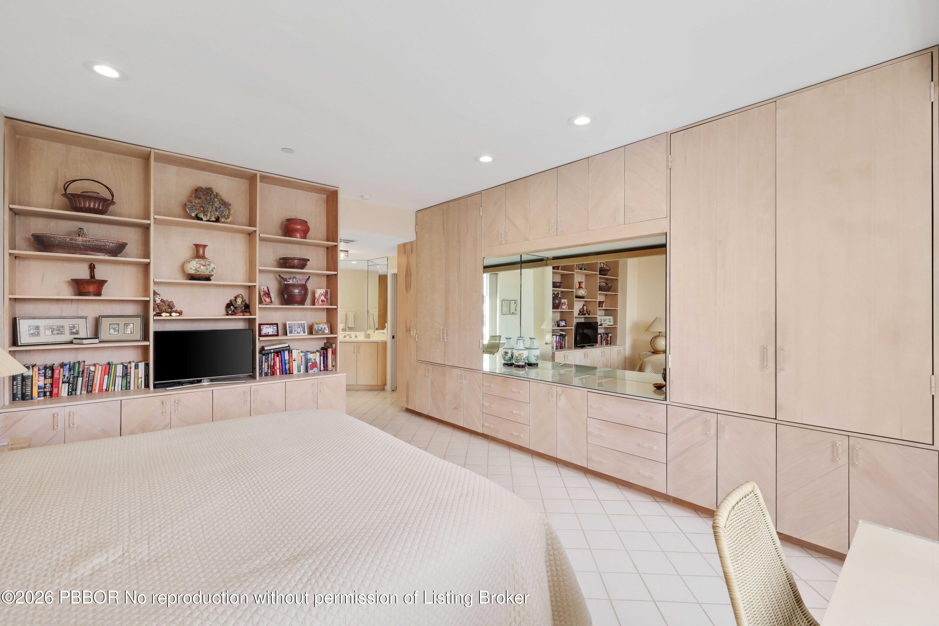 150 Bradley Place 415