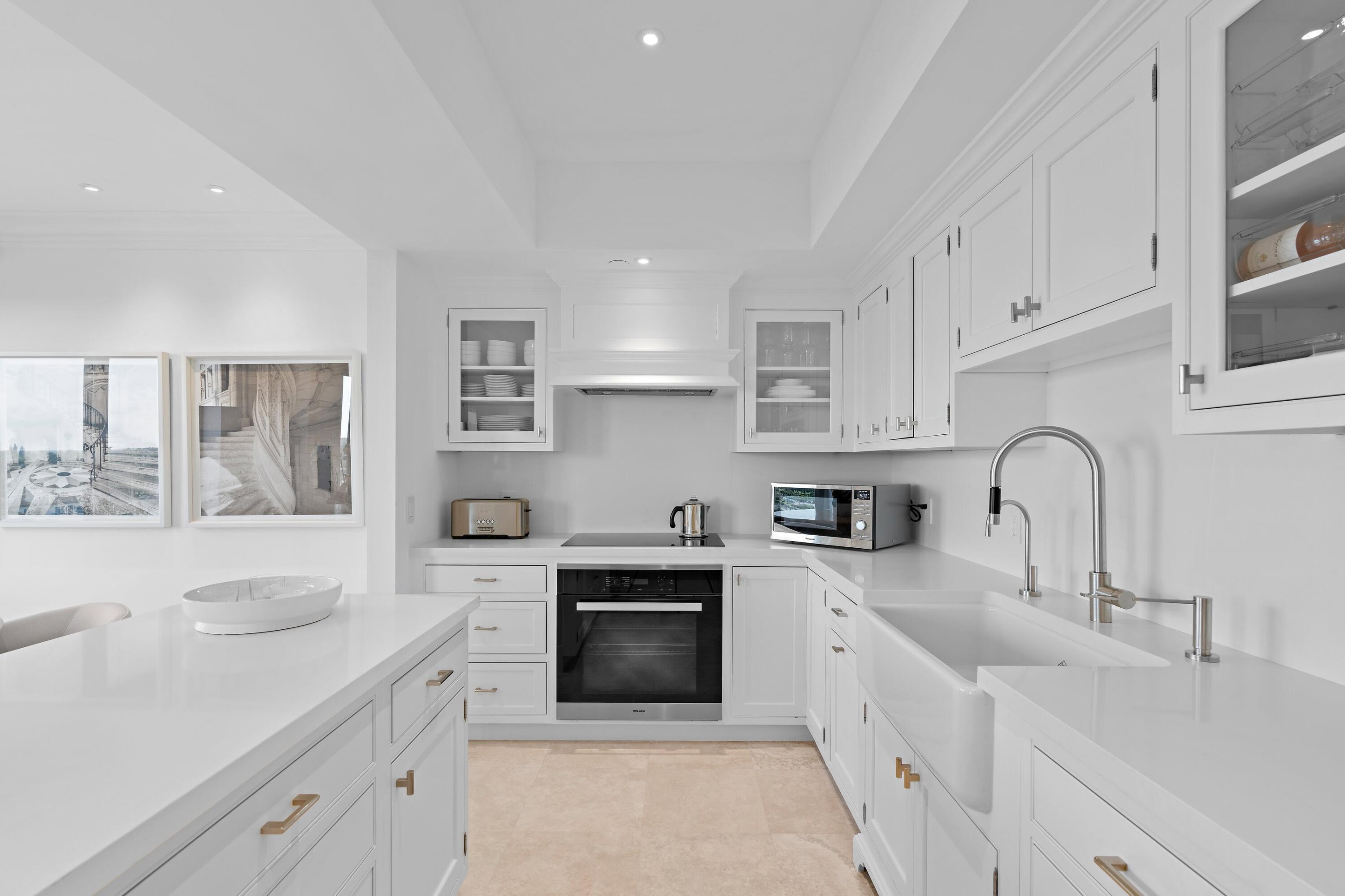 150 Bradley Place 615