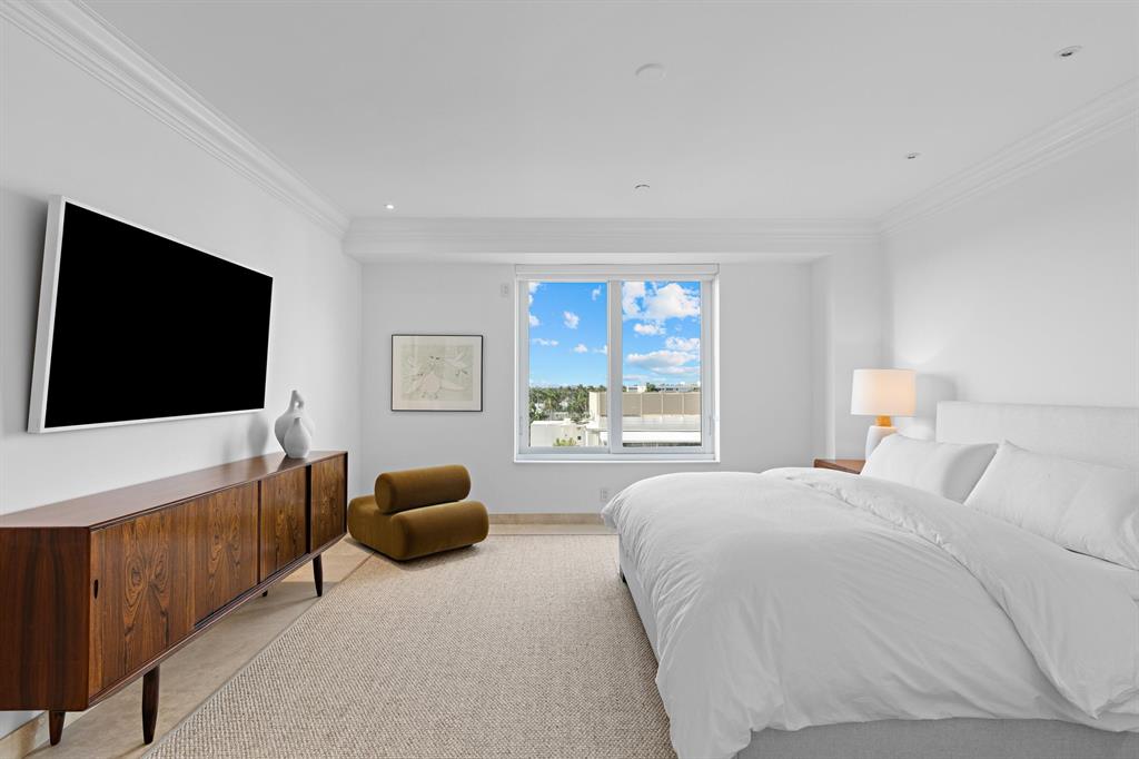 150 Bradley Place 615-B