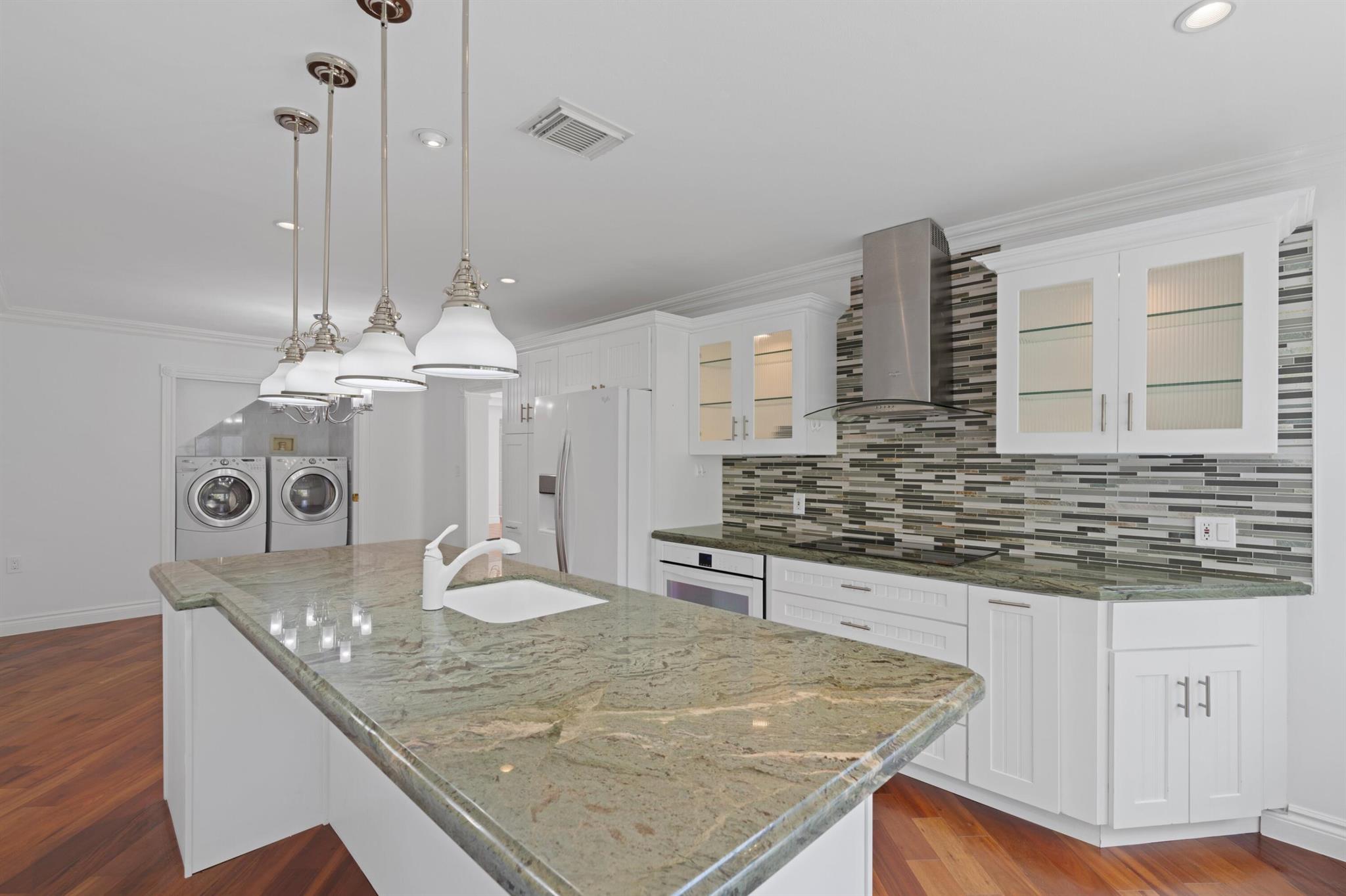 1075 Oysterwood Street