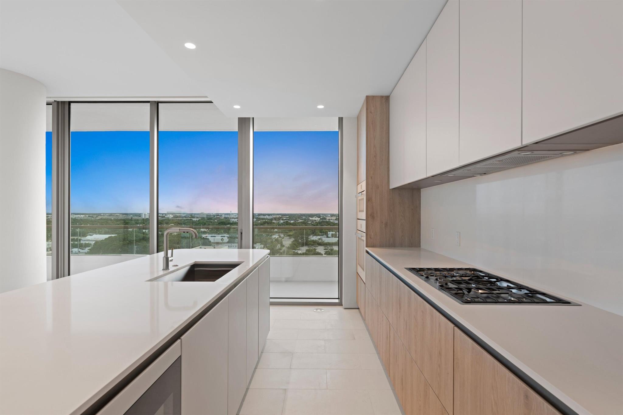 200 Arkona Court 1401