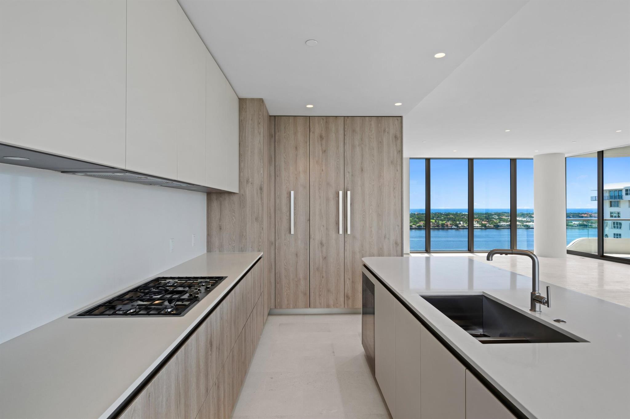 200 Arkona Court 1401