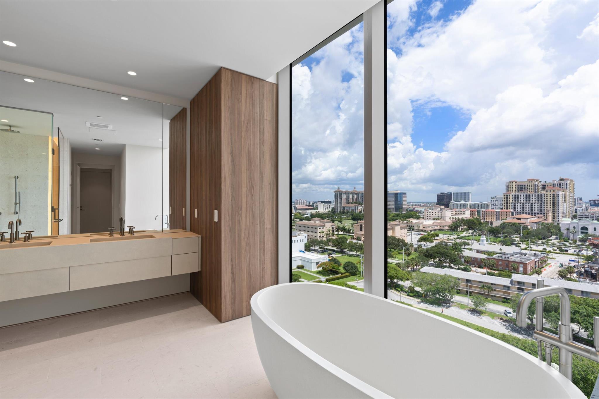 200 Arkona Court 1401