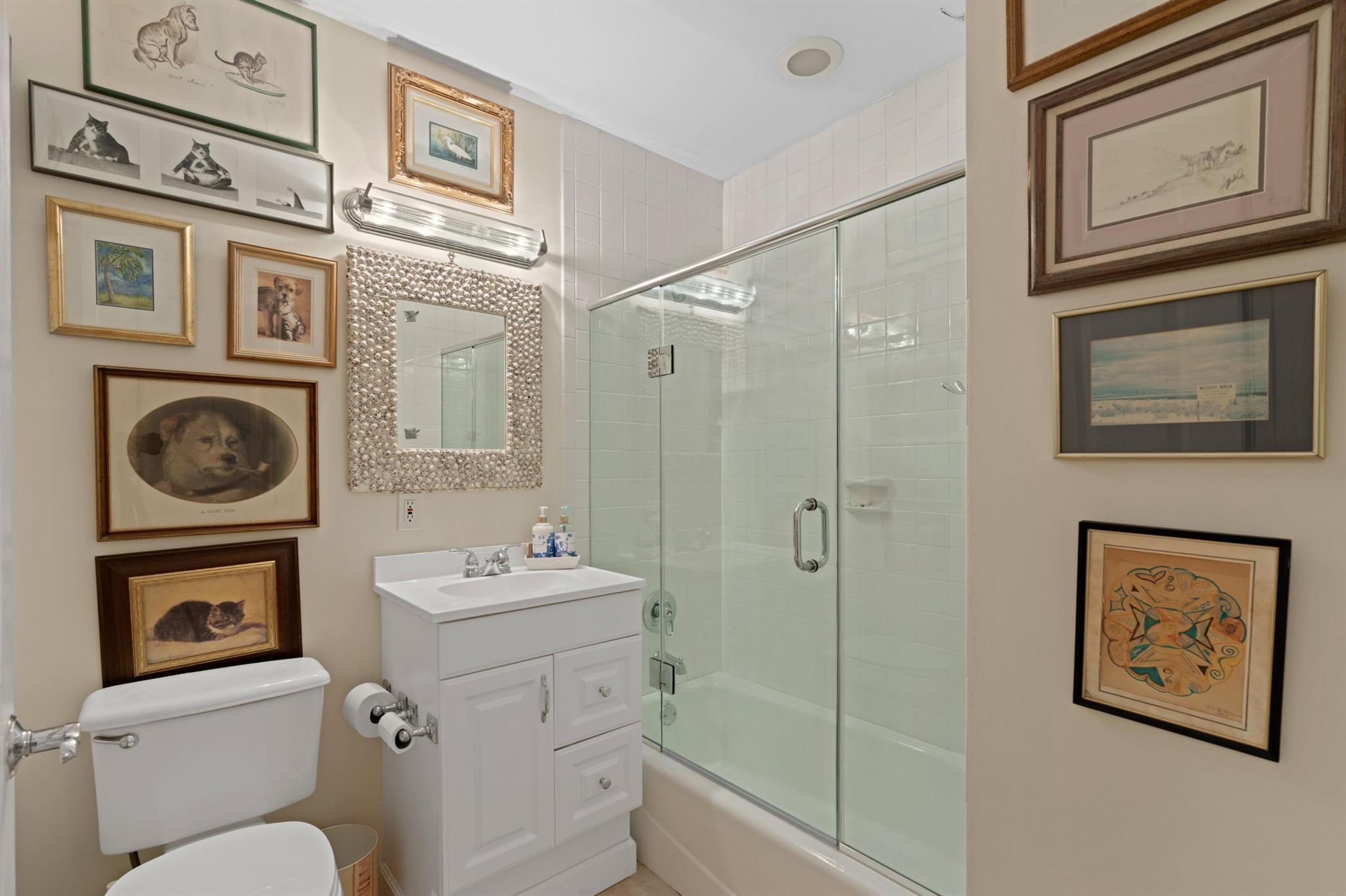 134 Peruvian Avenue 101