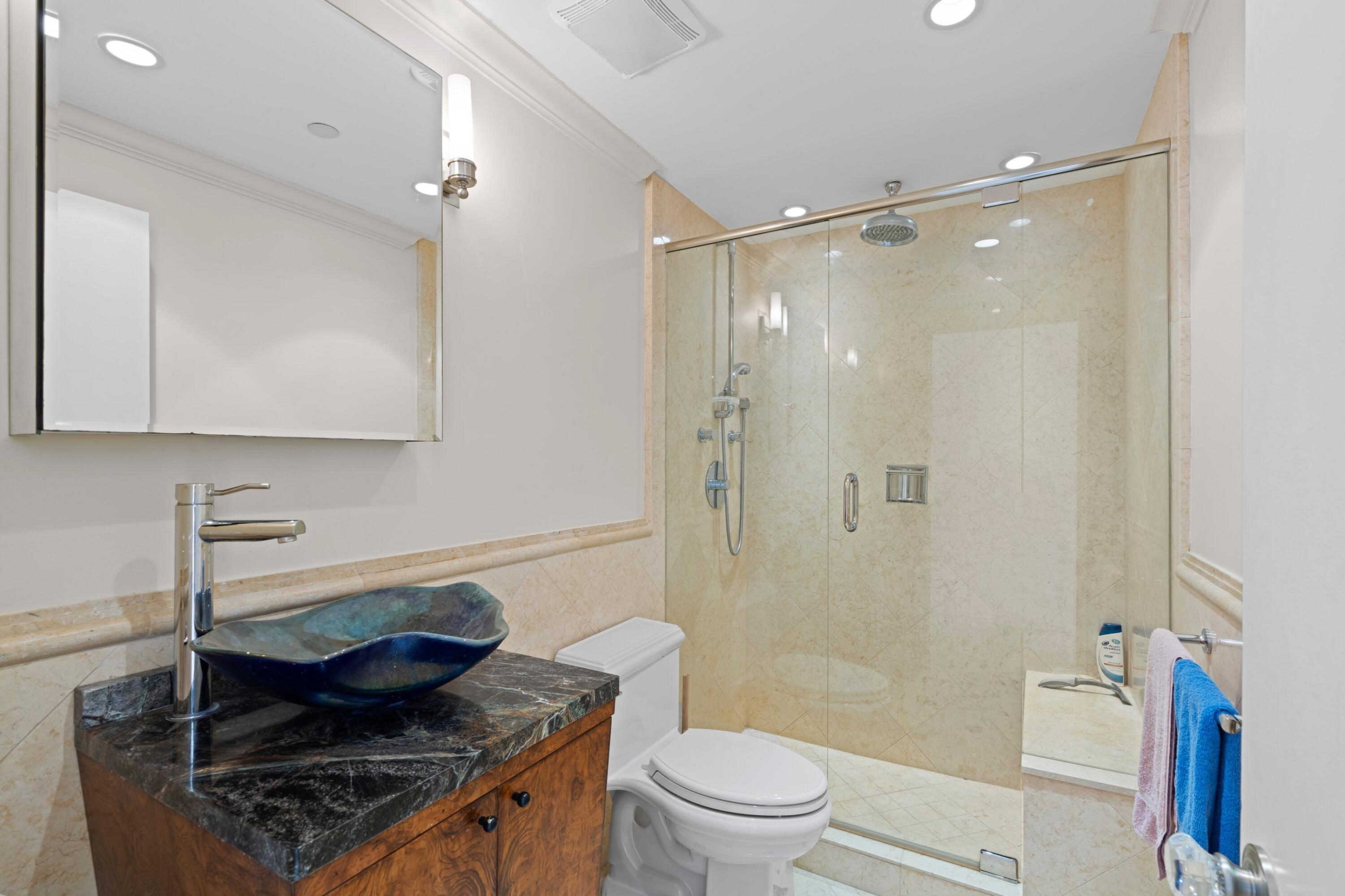 150 Bradley Place 904