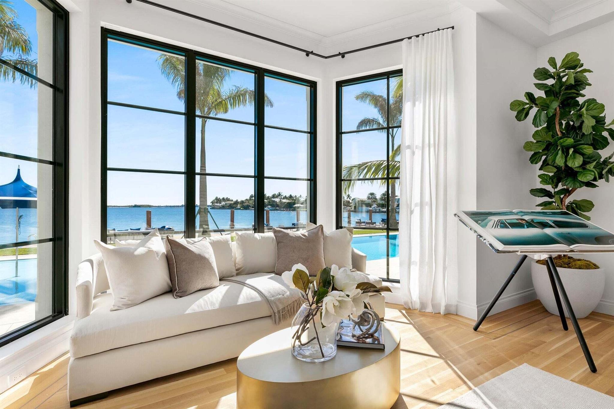 10 Tarpon Isle