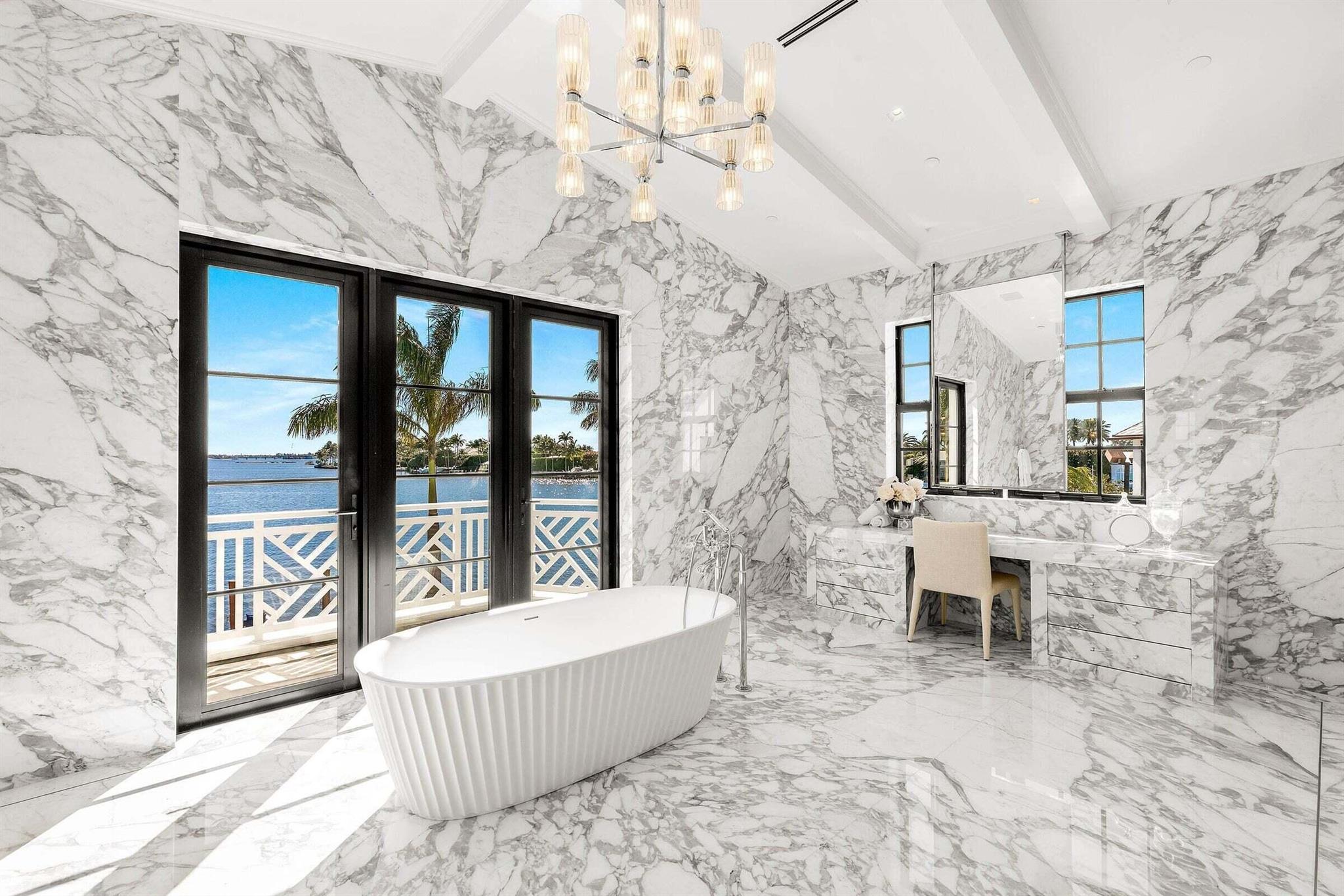 10 Tarpon Isle