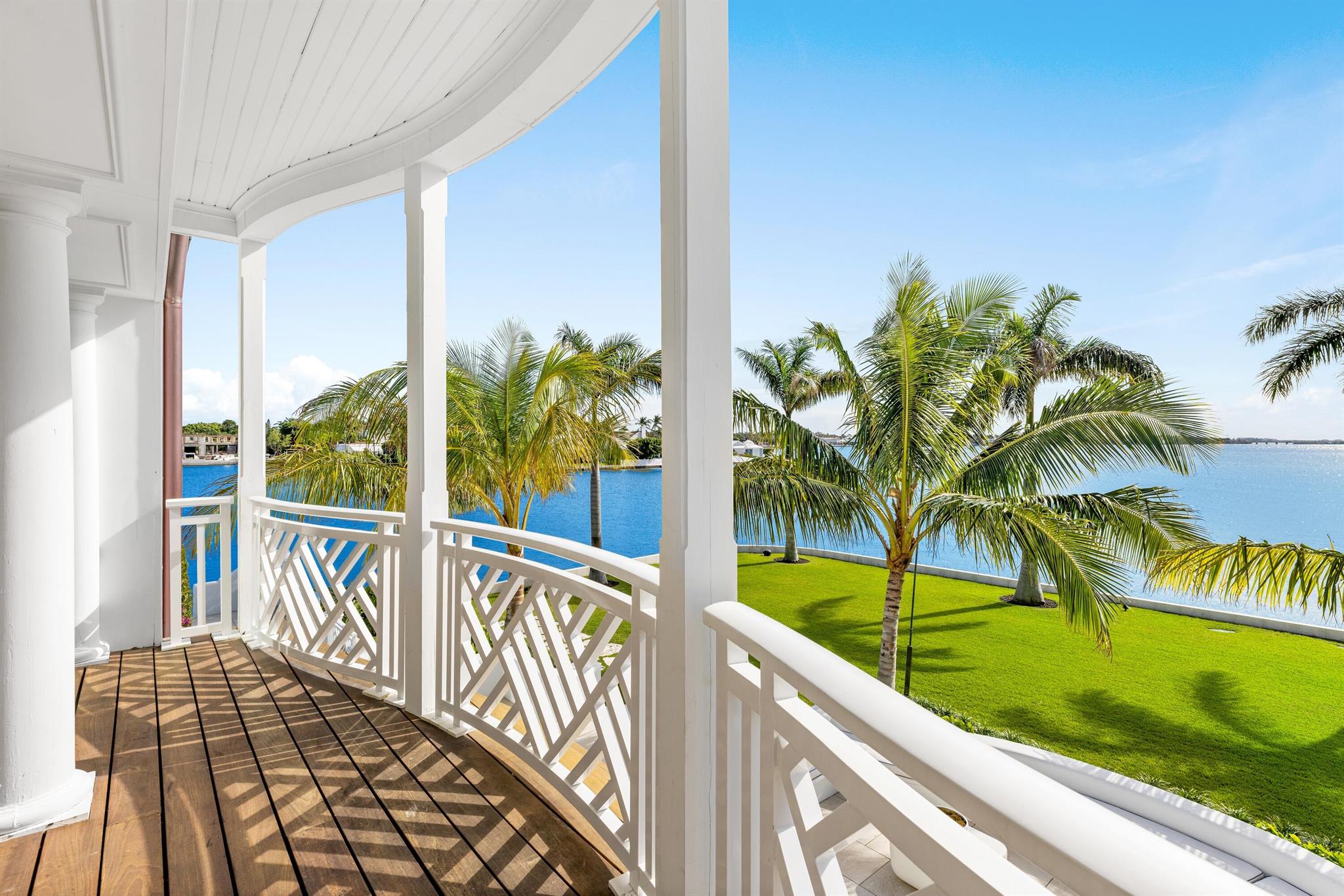 10 Tarpon Isle