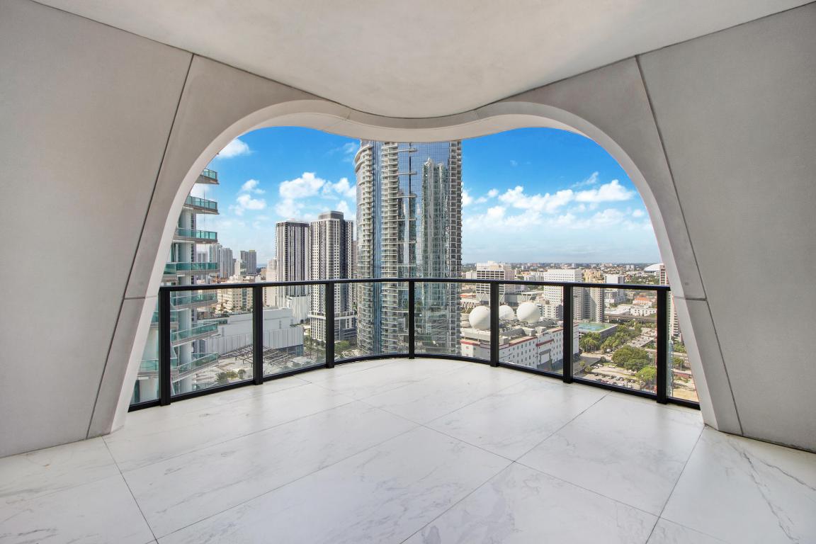 1000 Biscayne Boulevard 2901