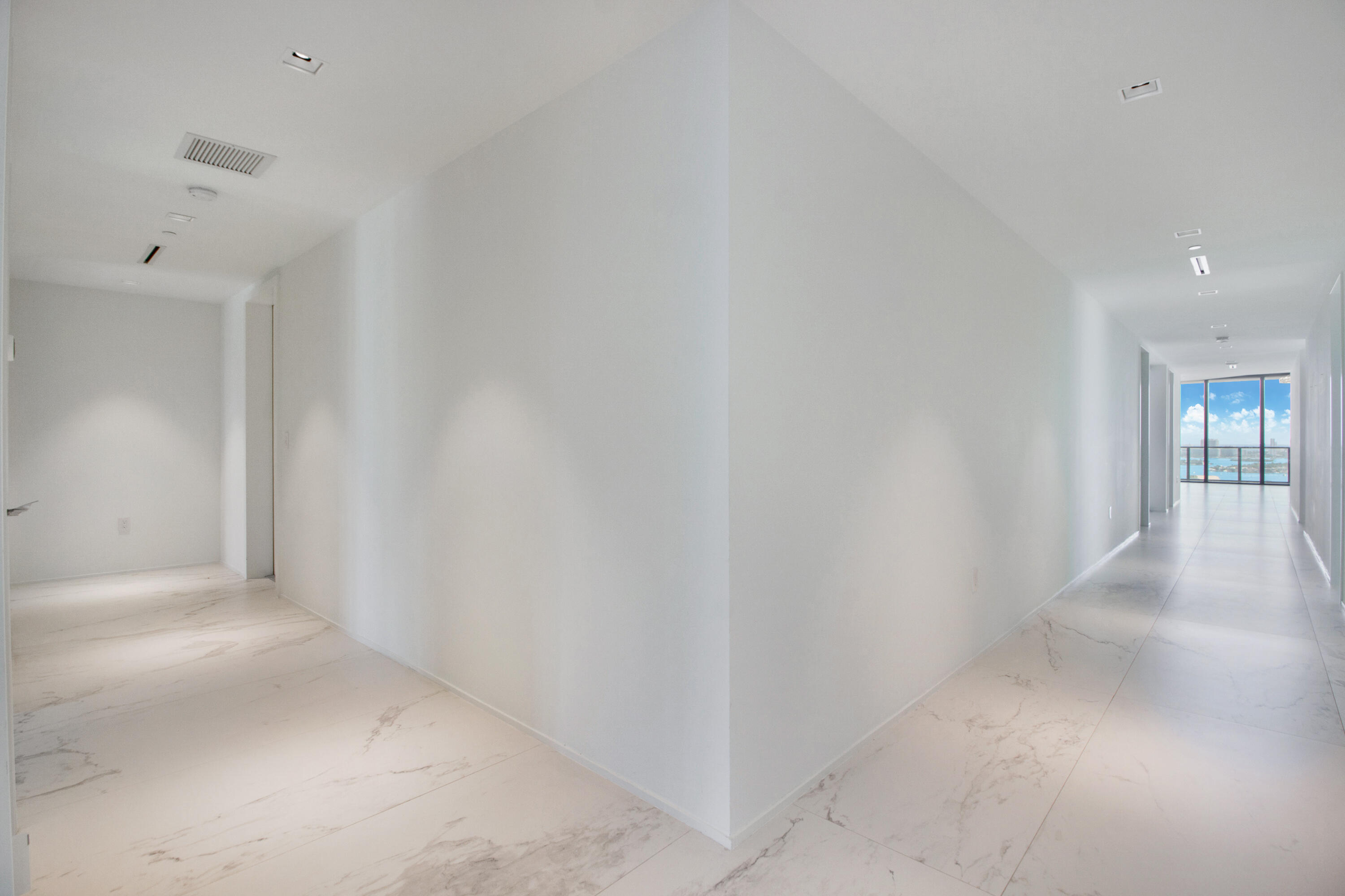 1000 Biscayne Boulevard 2901