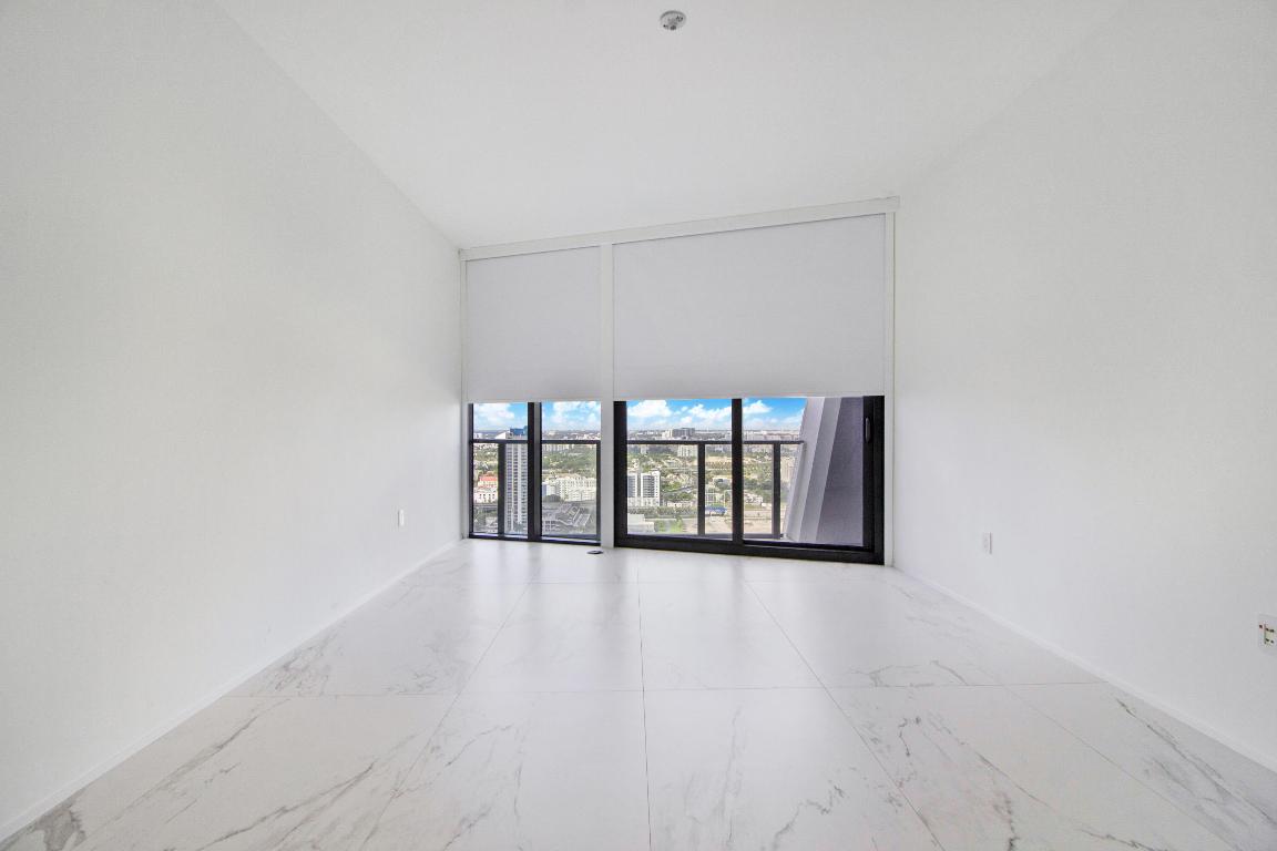 1000 Biscayne Boulevard 2901