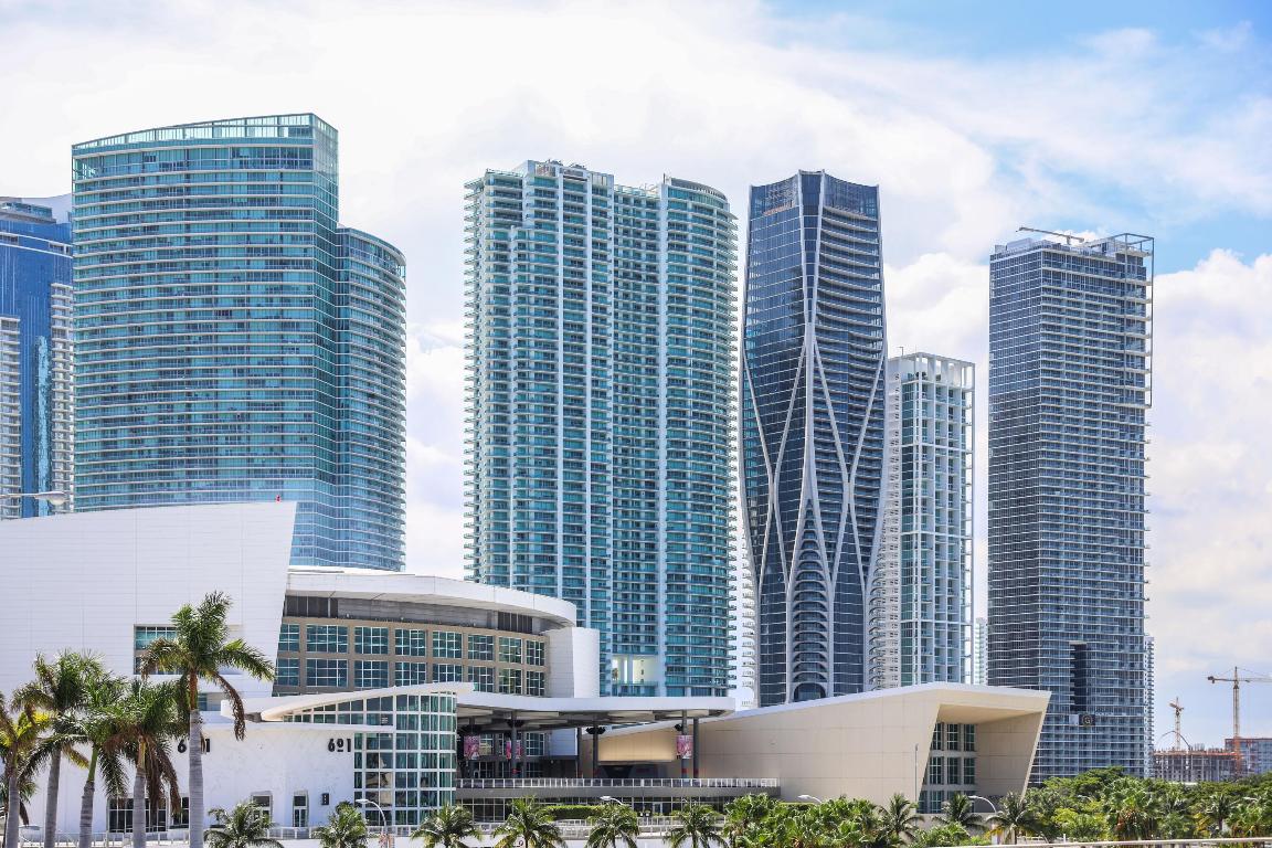 1000 Biscayne Boulevard 2901