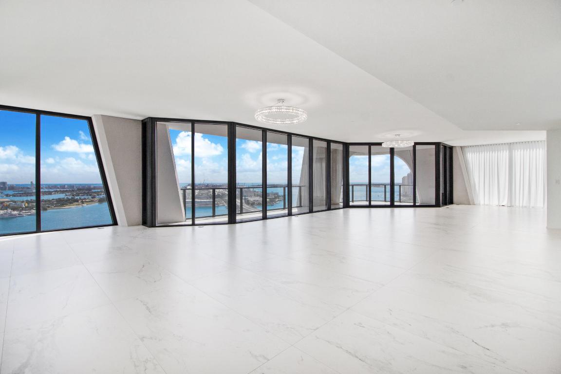 1000 Biscayne Boulevard 2901