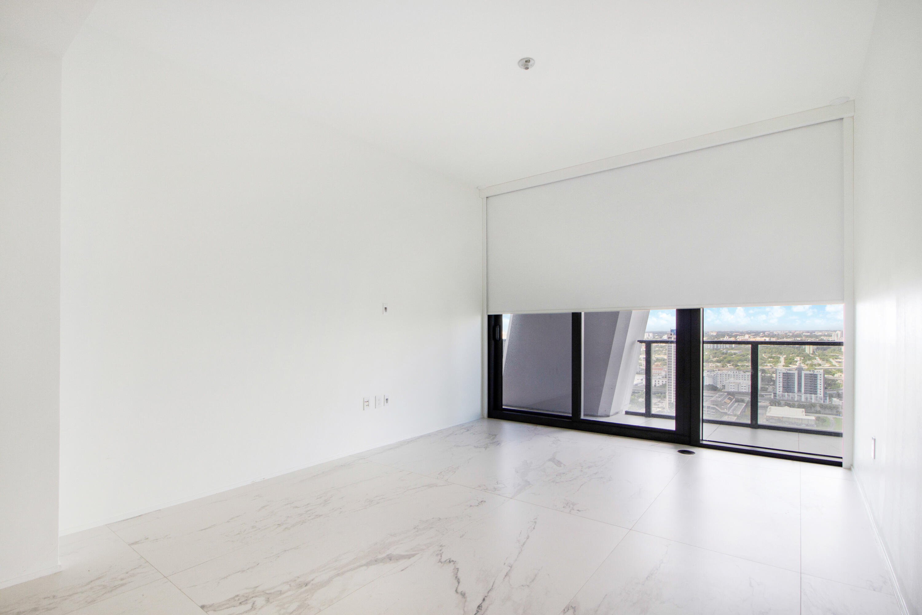 1000 Biscayne Boulevard 2901