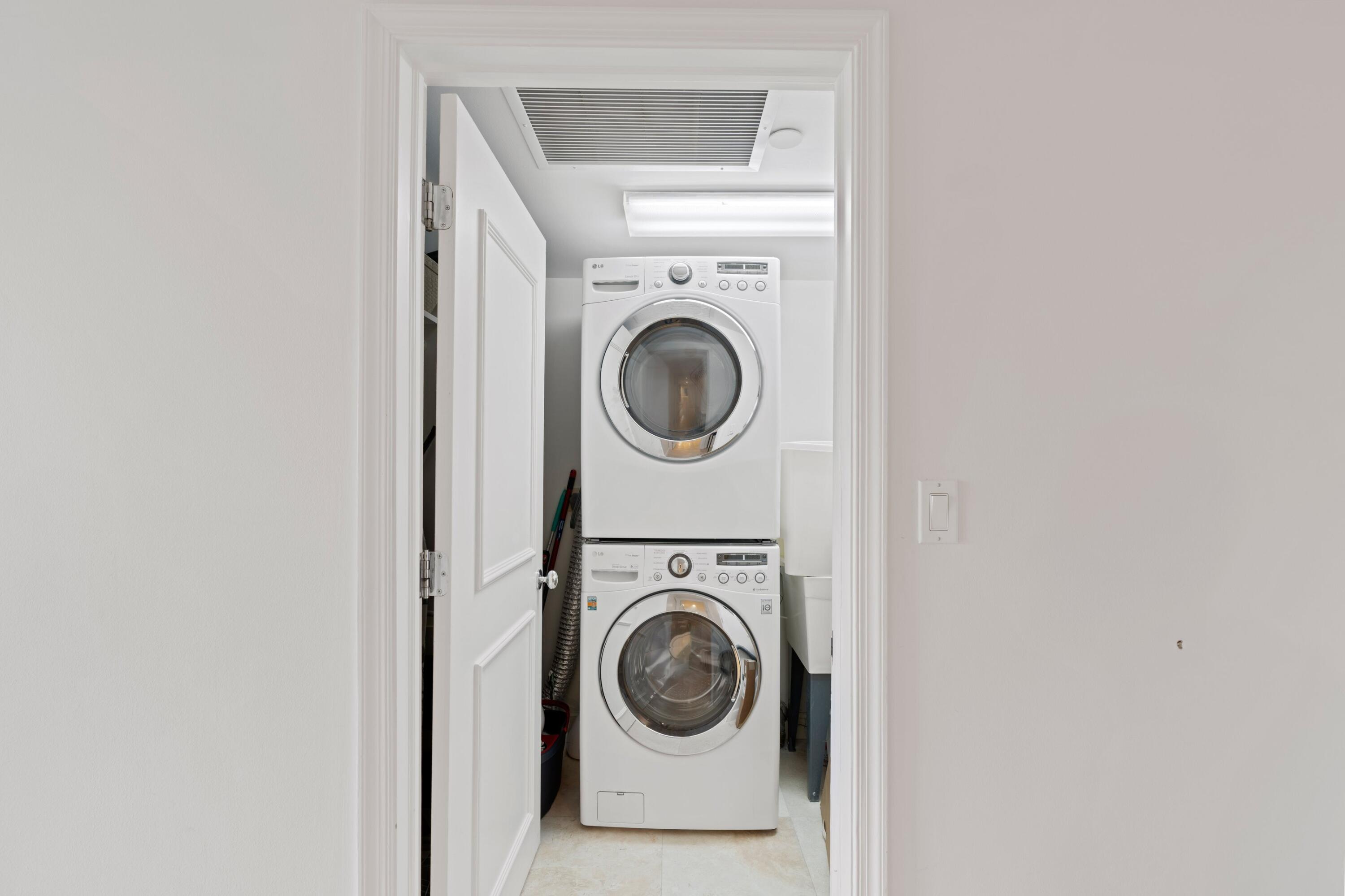 150 Bradley Place 302