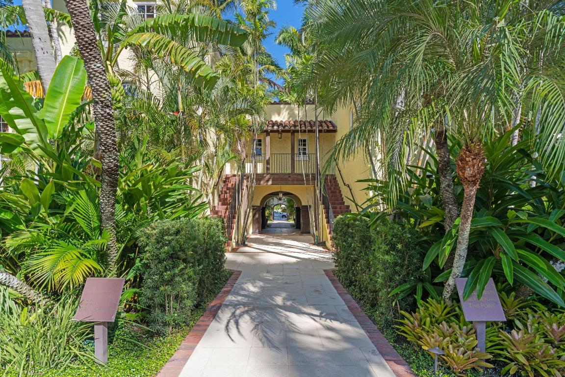 301 Australian Avenue 303