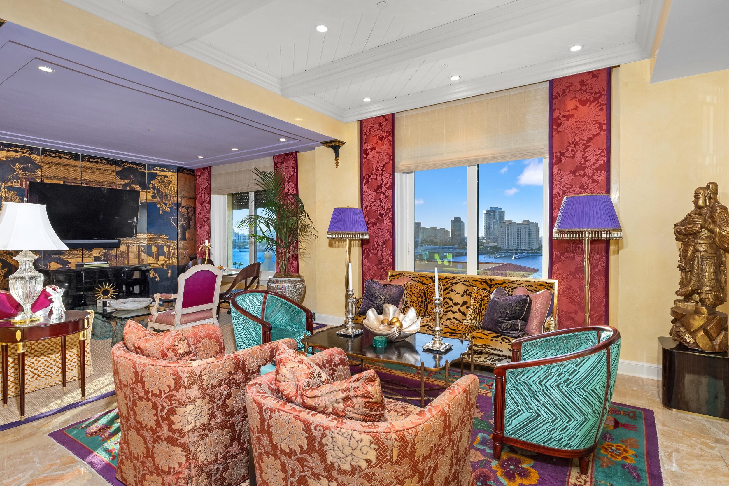 150 Bradley Place 905/906