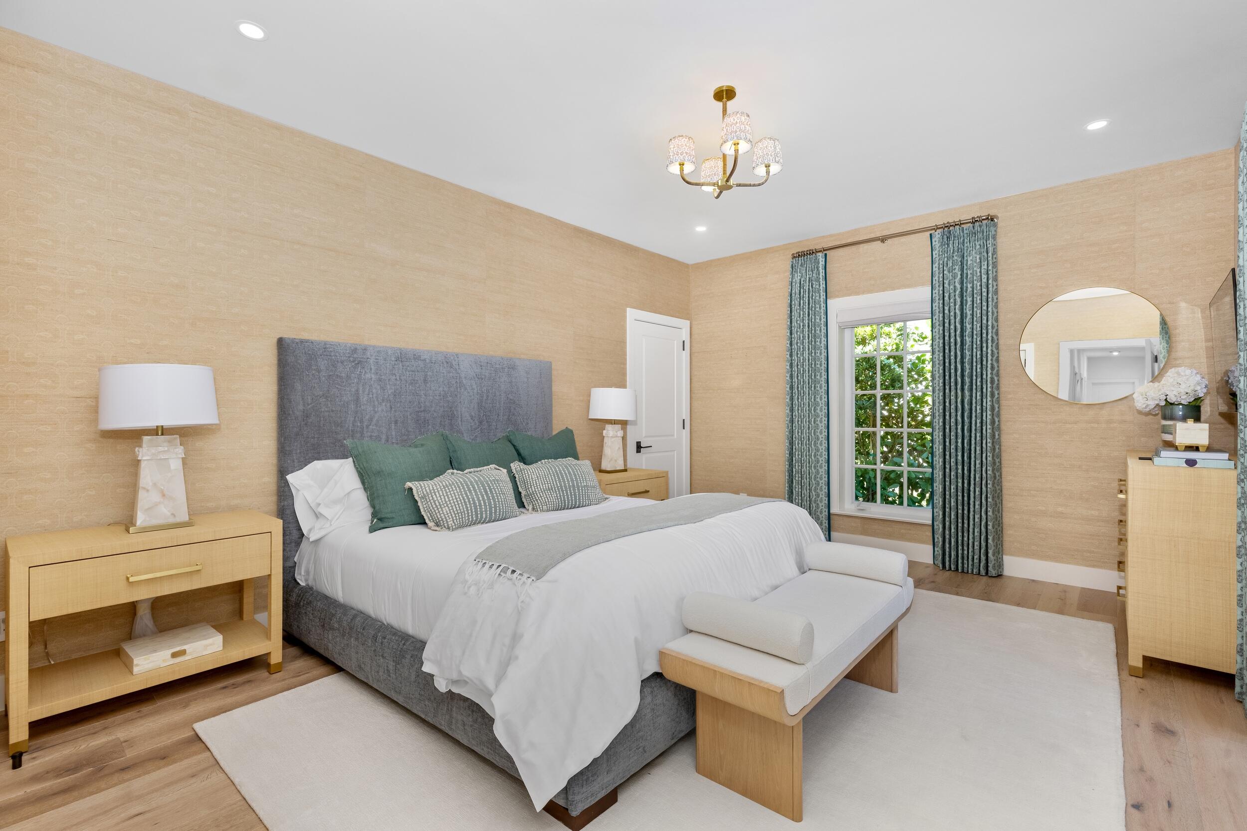 255 Ridgeview Drive