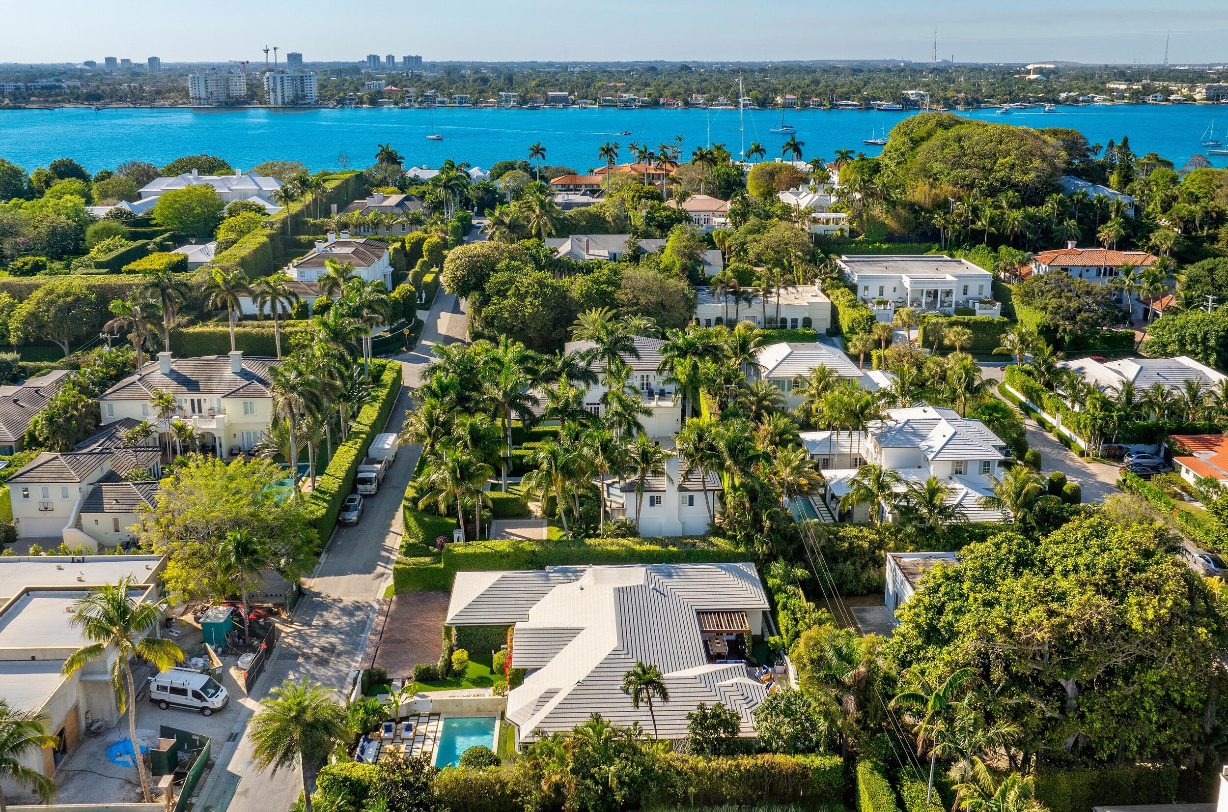 255 Ridgeview Drive