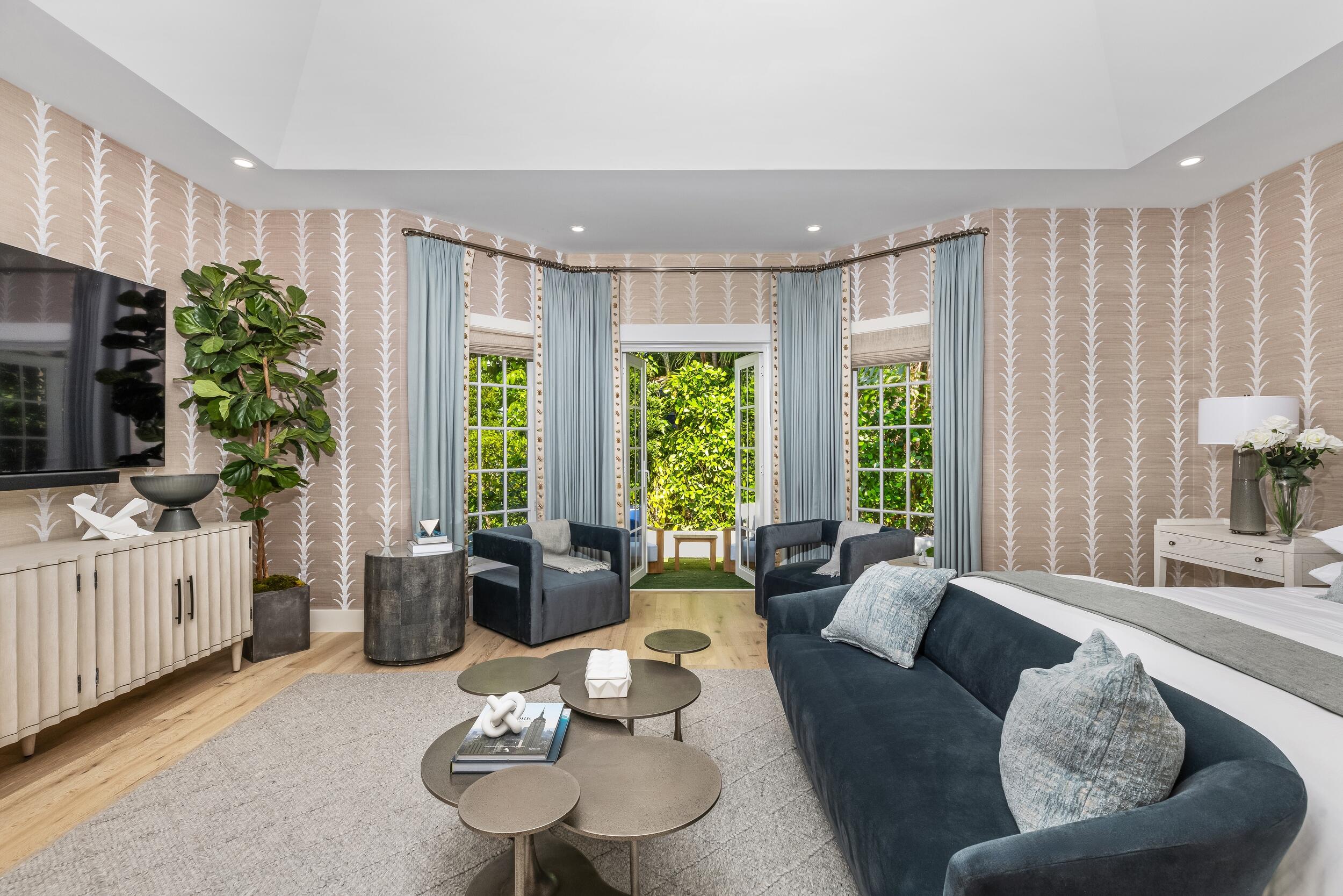 255 Ridgeview Drive