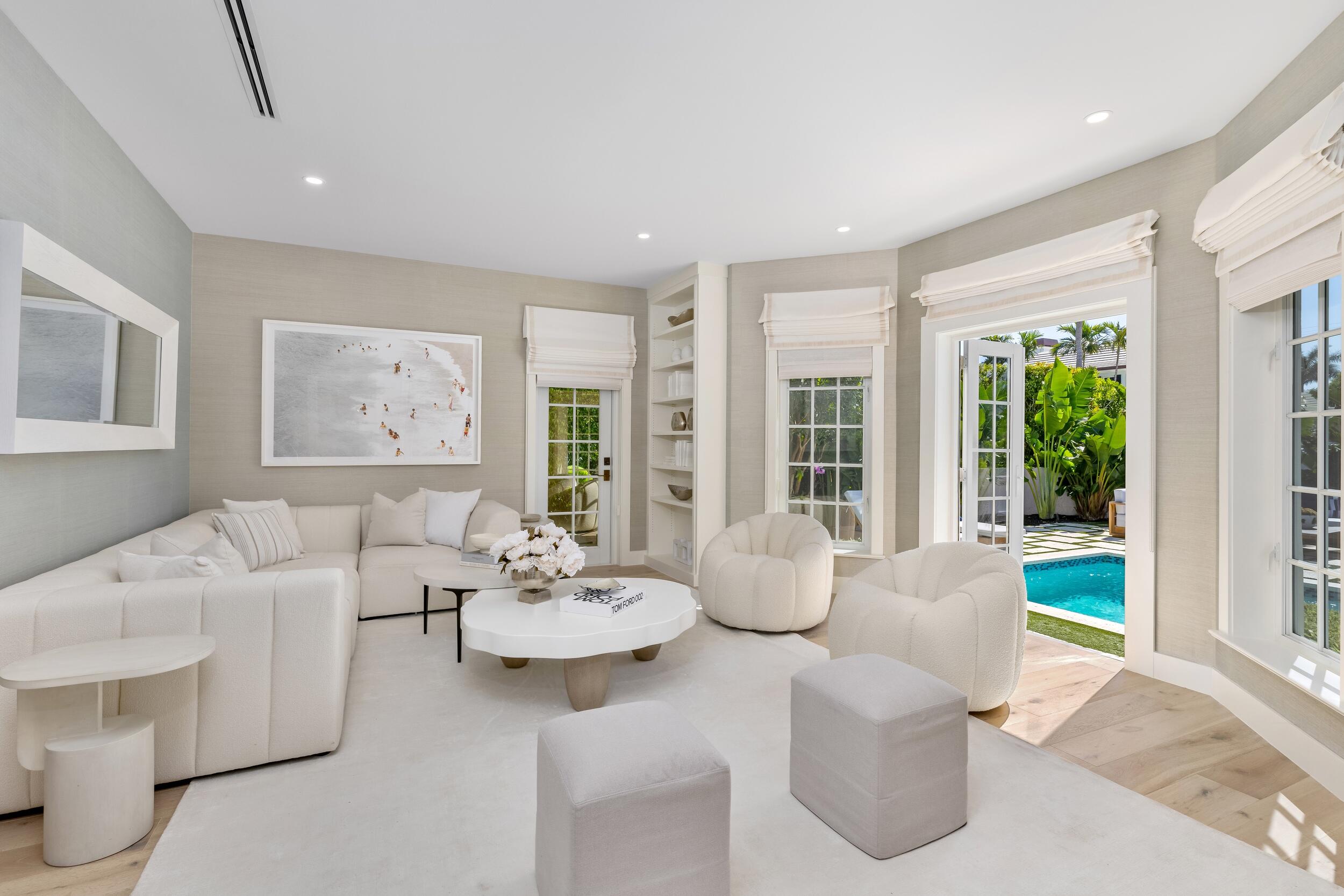 255 Ridgeview Drive