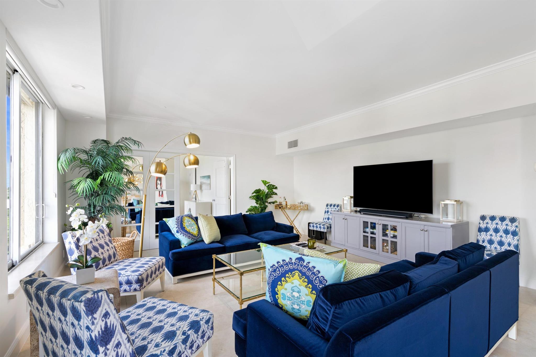 150 Bradley Place 302