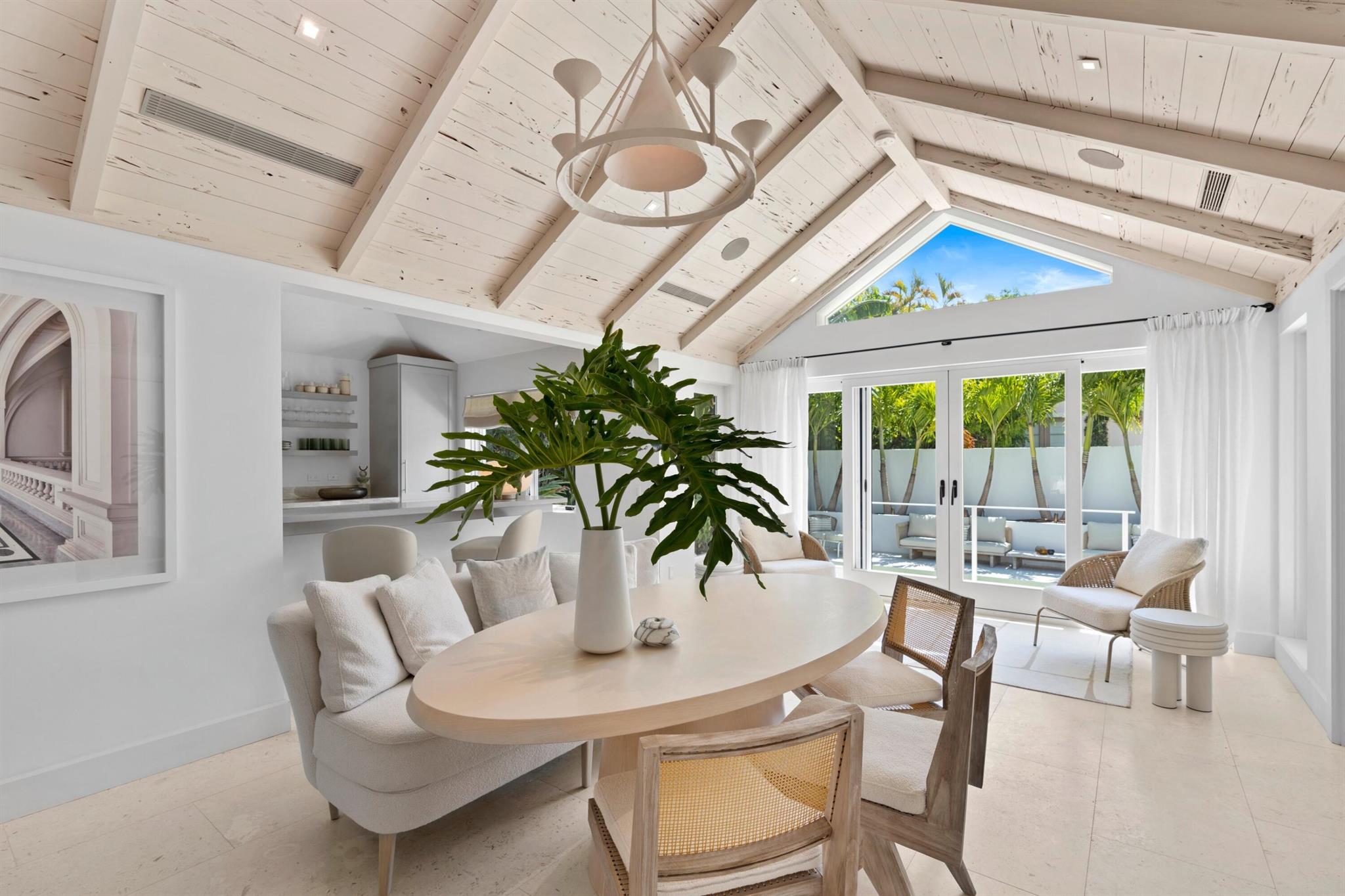 365 Hibiscus Avenue