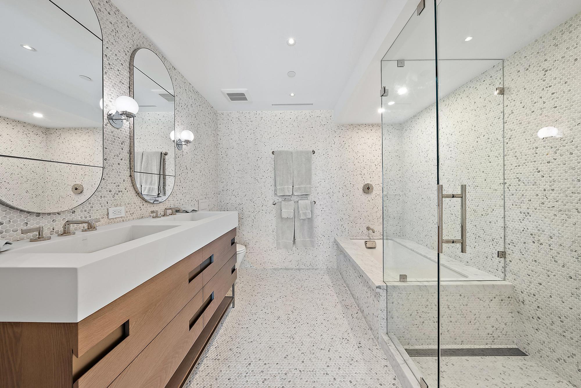 150 Bradley Place 712