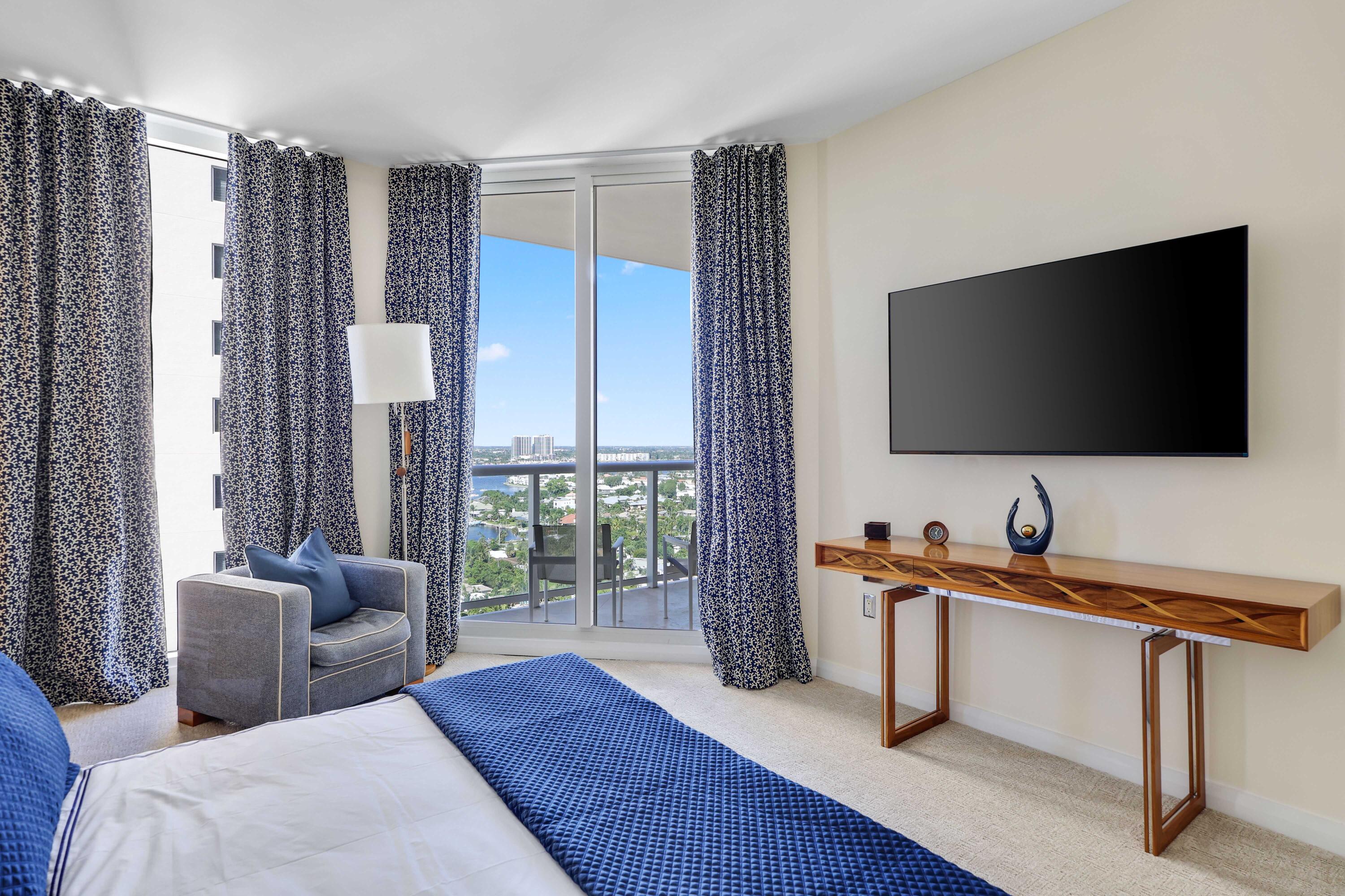 2700 N Ocean Drive 1604a