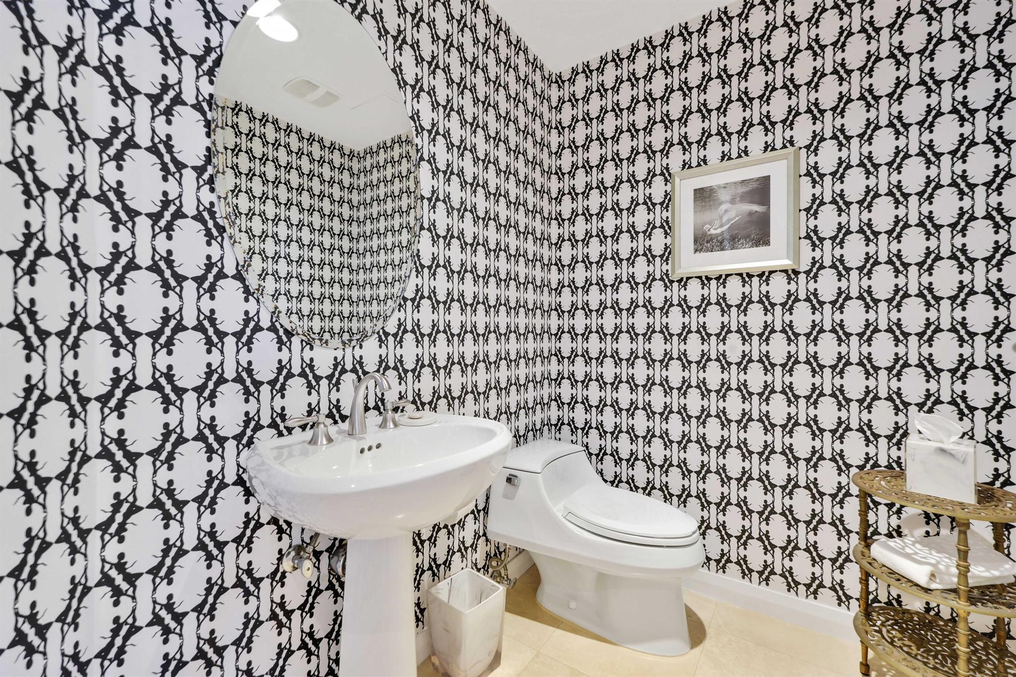 2700 N Ocean Drive 1604a