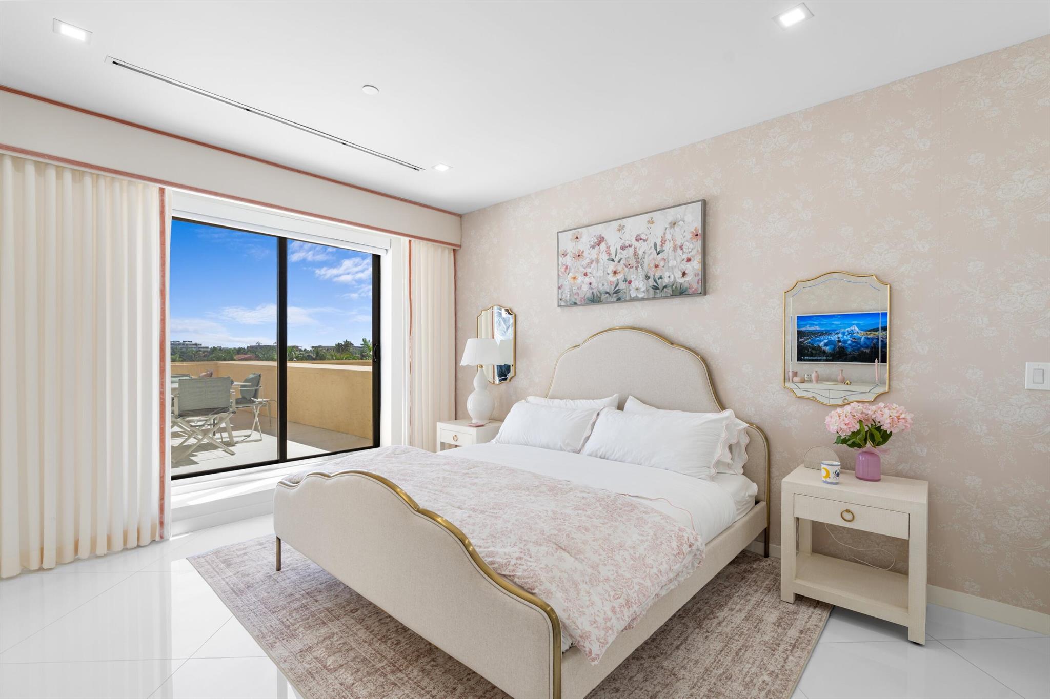 150 Bradley Place 306