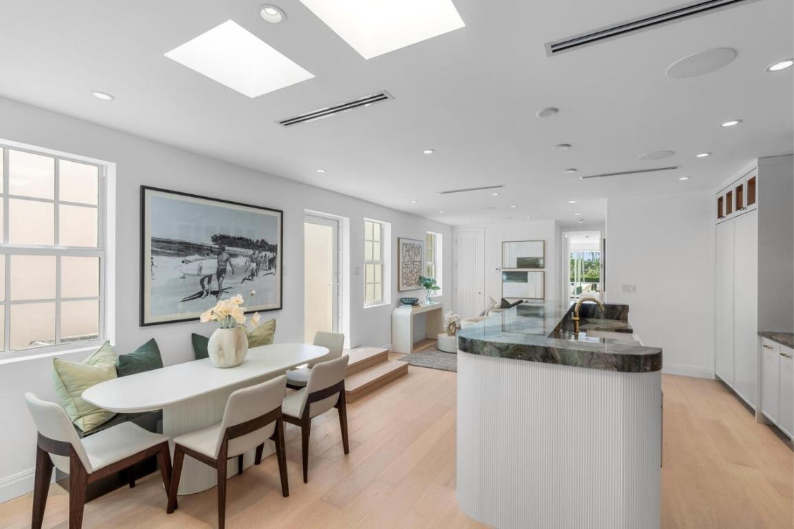 255 Royal Poinciana Way