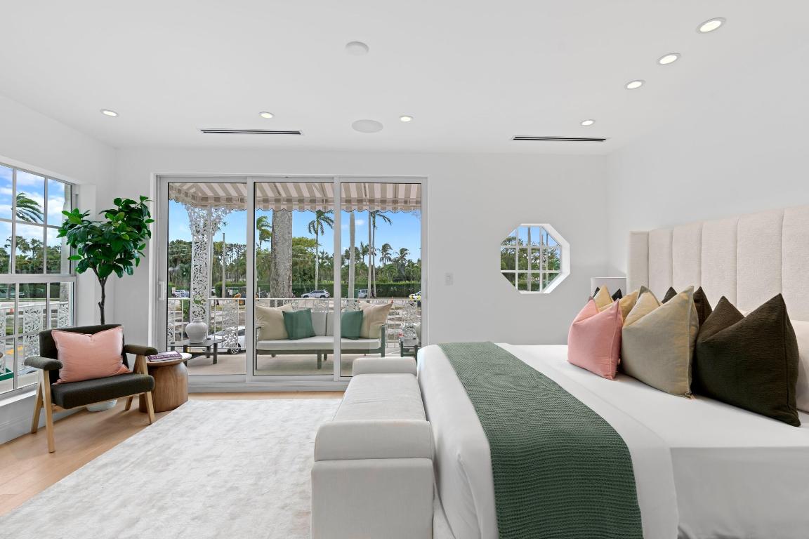 255 Royal Poinciana Way