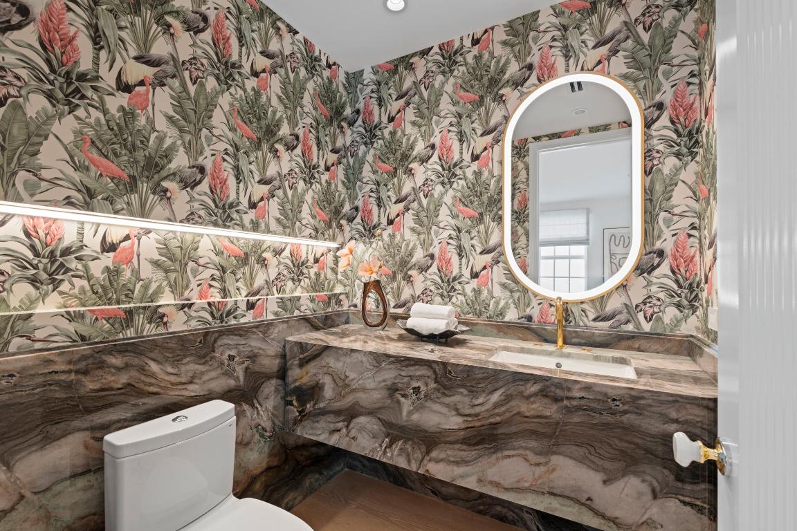 255 Royal Poinciana Way