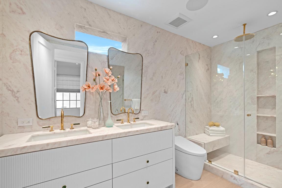 255 Royal Poinciana Way