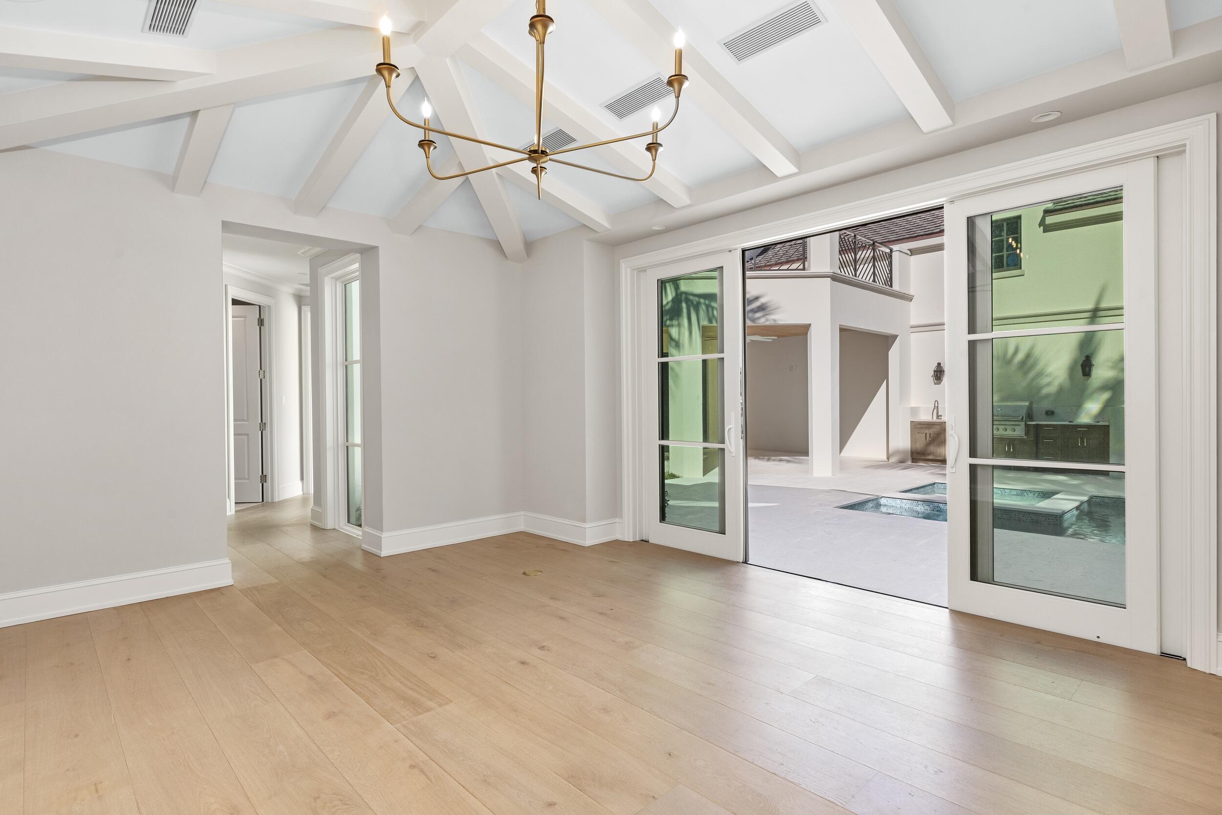 433 Antigua Lane, Palm Beach