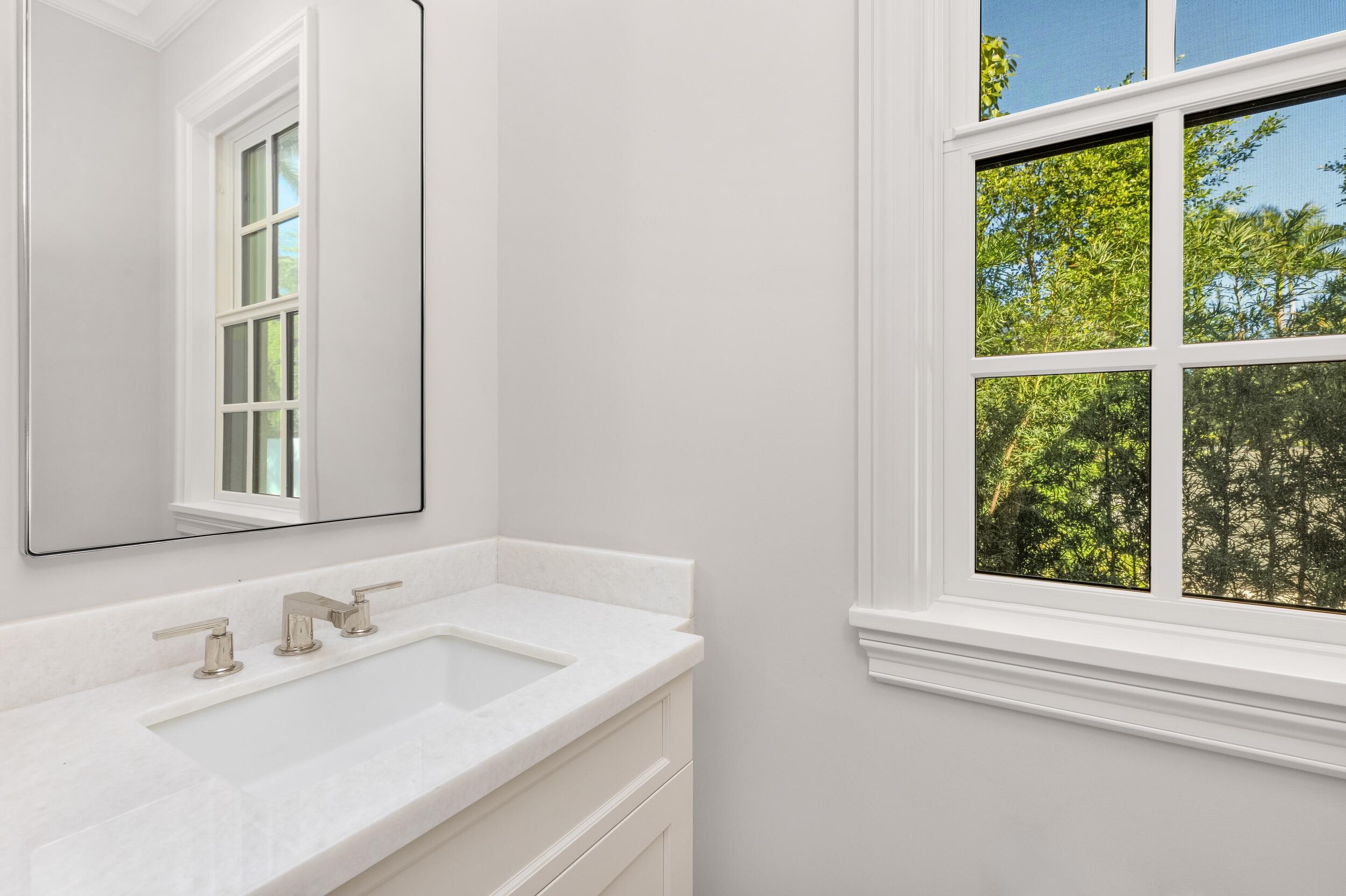 433 Antigua Lane, Palm Beach