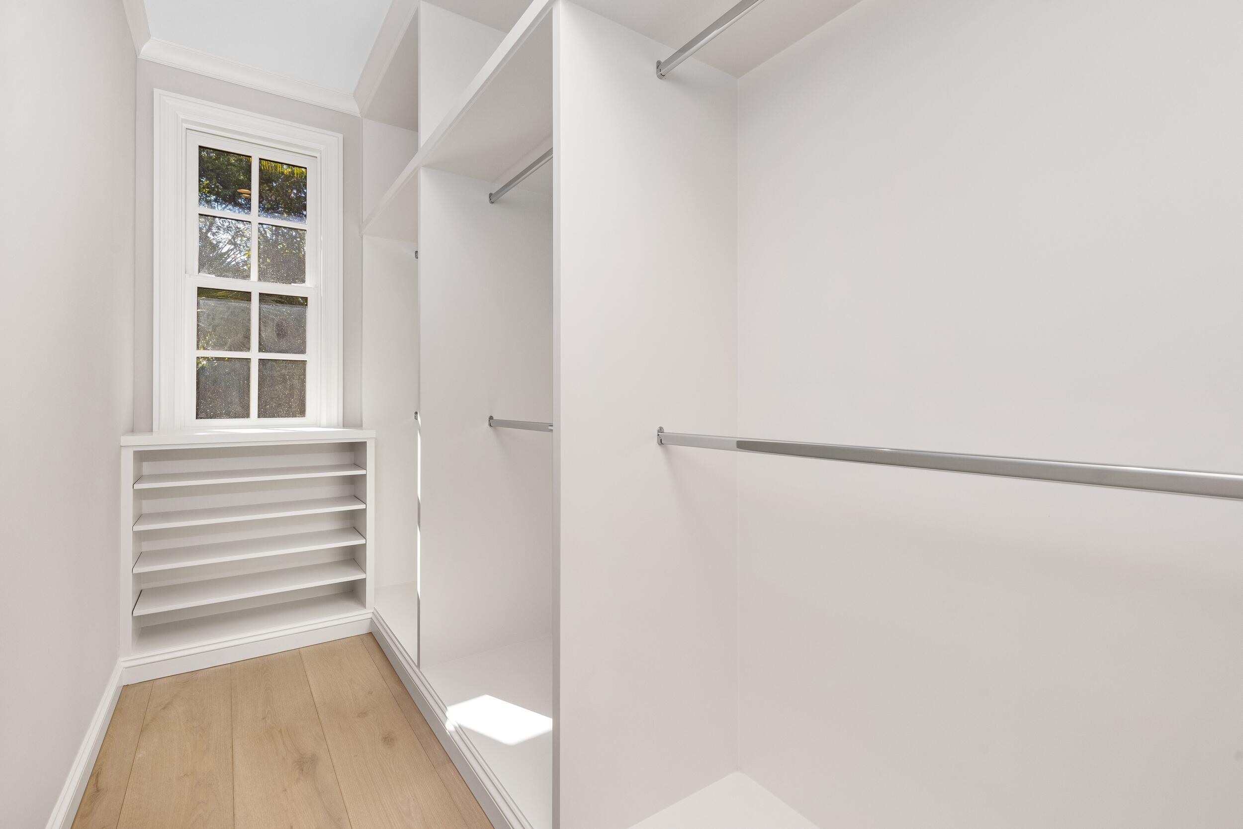 433 Antigua Lane, Palm Beach