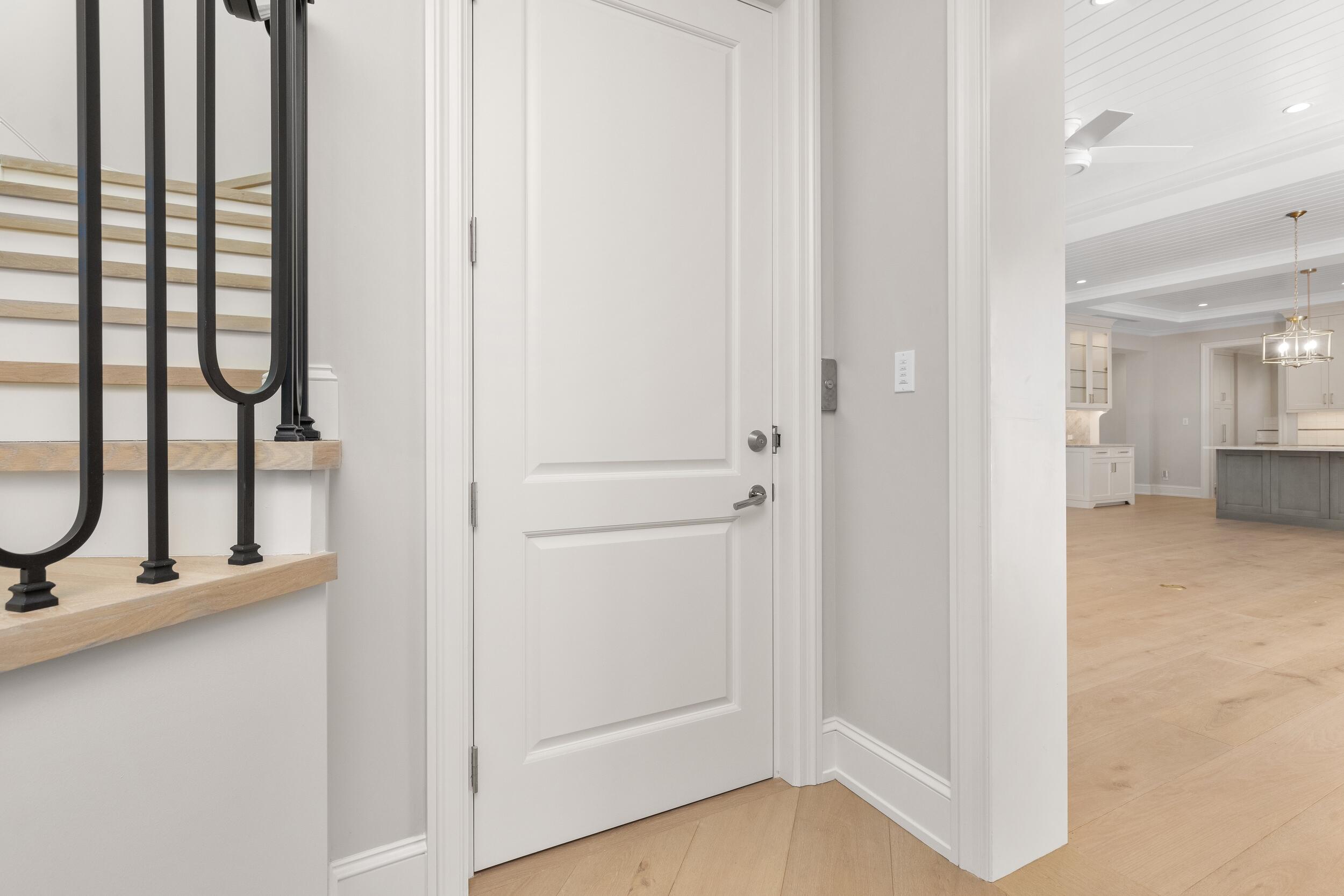 433 Antigua Lane, Palm Beach