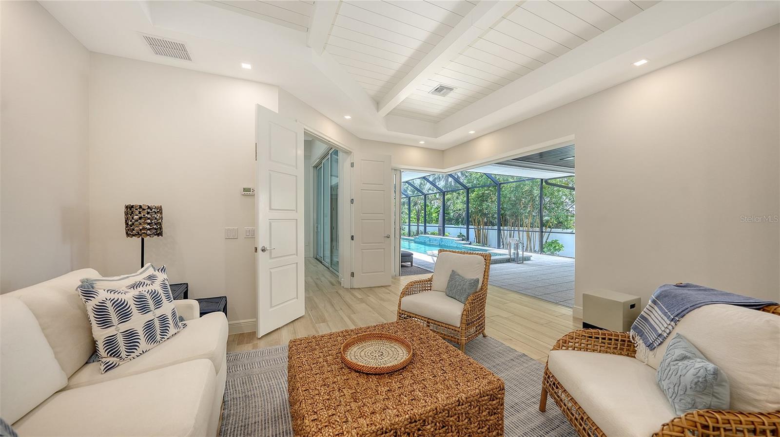 413 PARTRIDGE CIR
