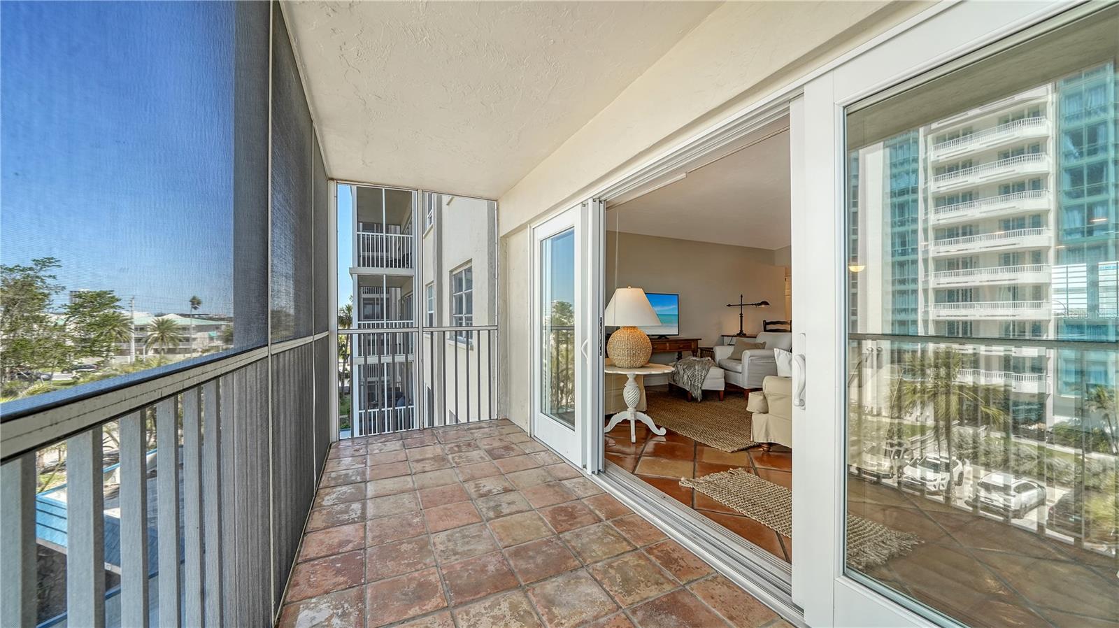 800 BENJAMIN FRANKLIN DR #406