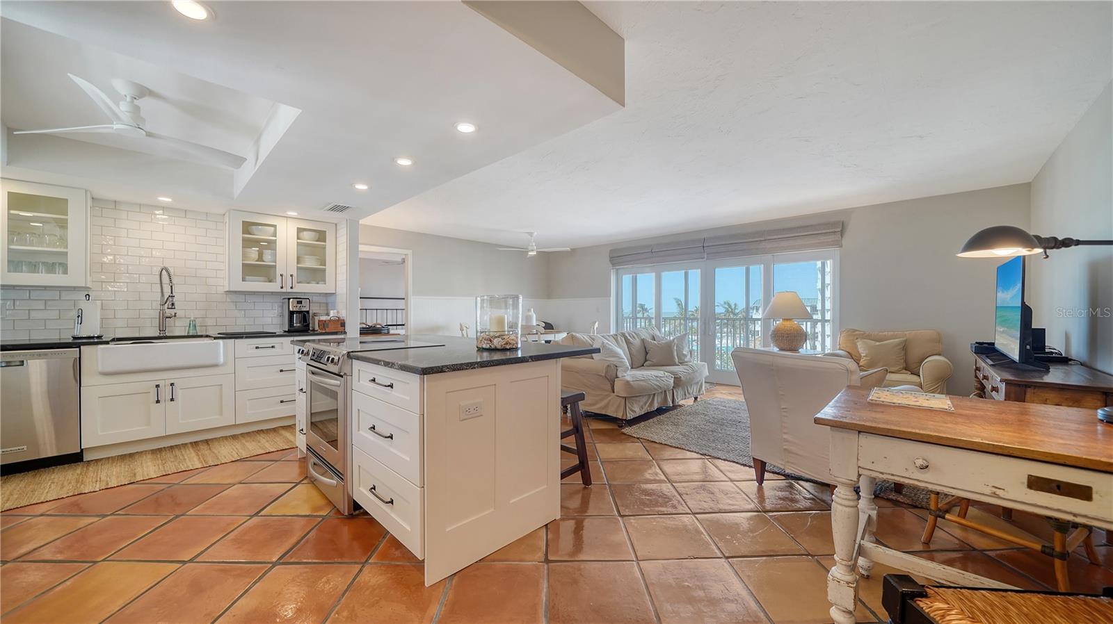 800 BENJAMIN FRANKLIN DR #406