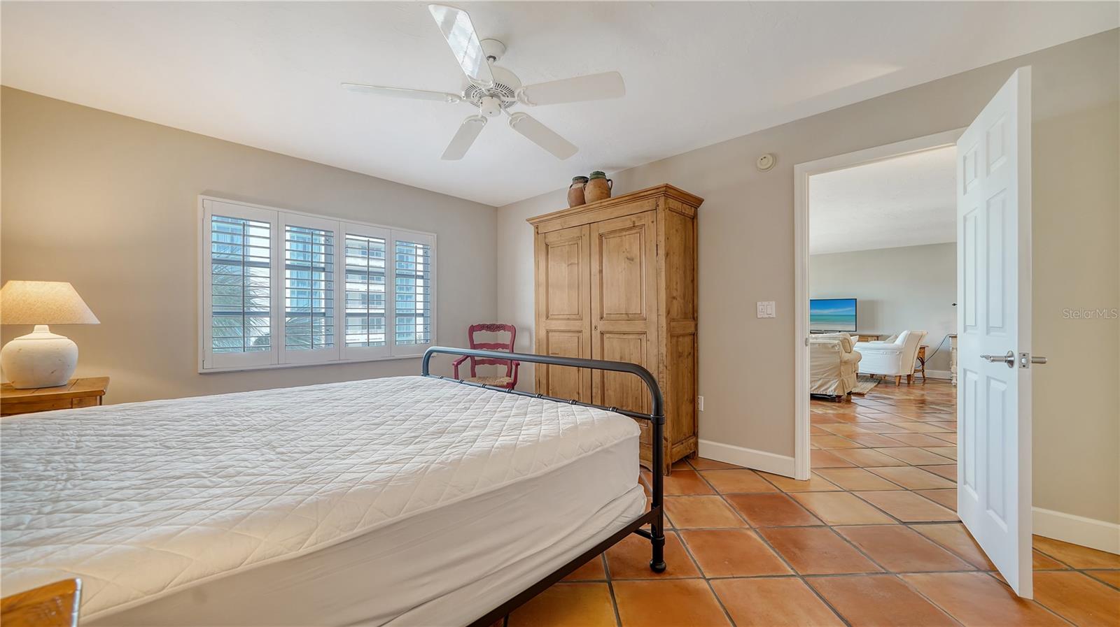 800 BENJAMIN FRANKLIN DR #406