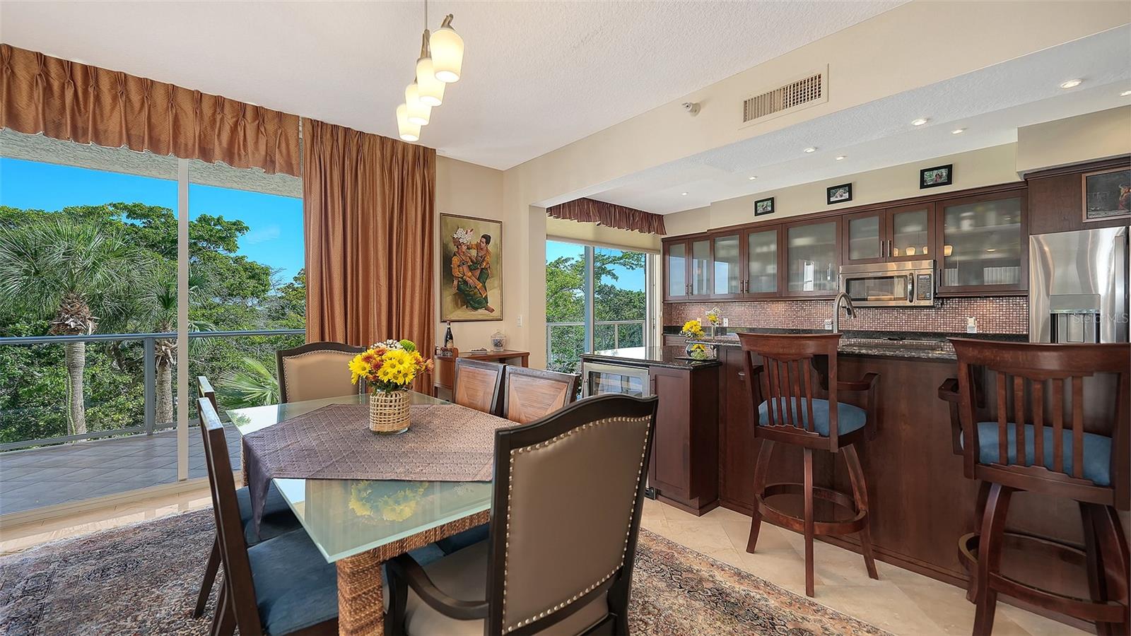 1800 BENJAMIN FRANKLIN DR #B207